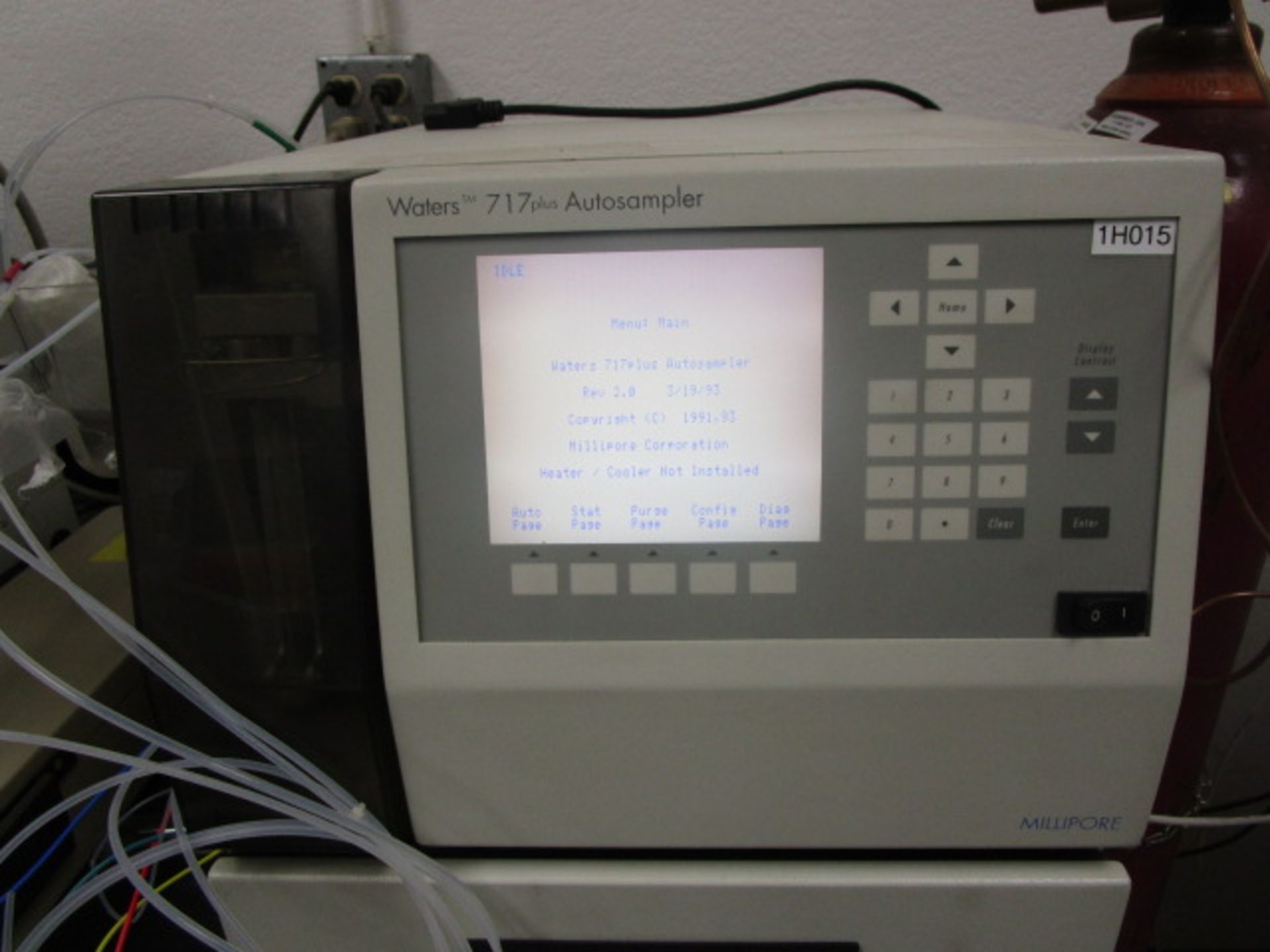 Waters HPLC system incudes autosampler, Model 717 plus, 600S pump with controller, photodiode - Image 11 of 34
