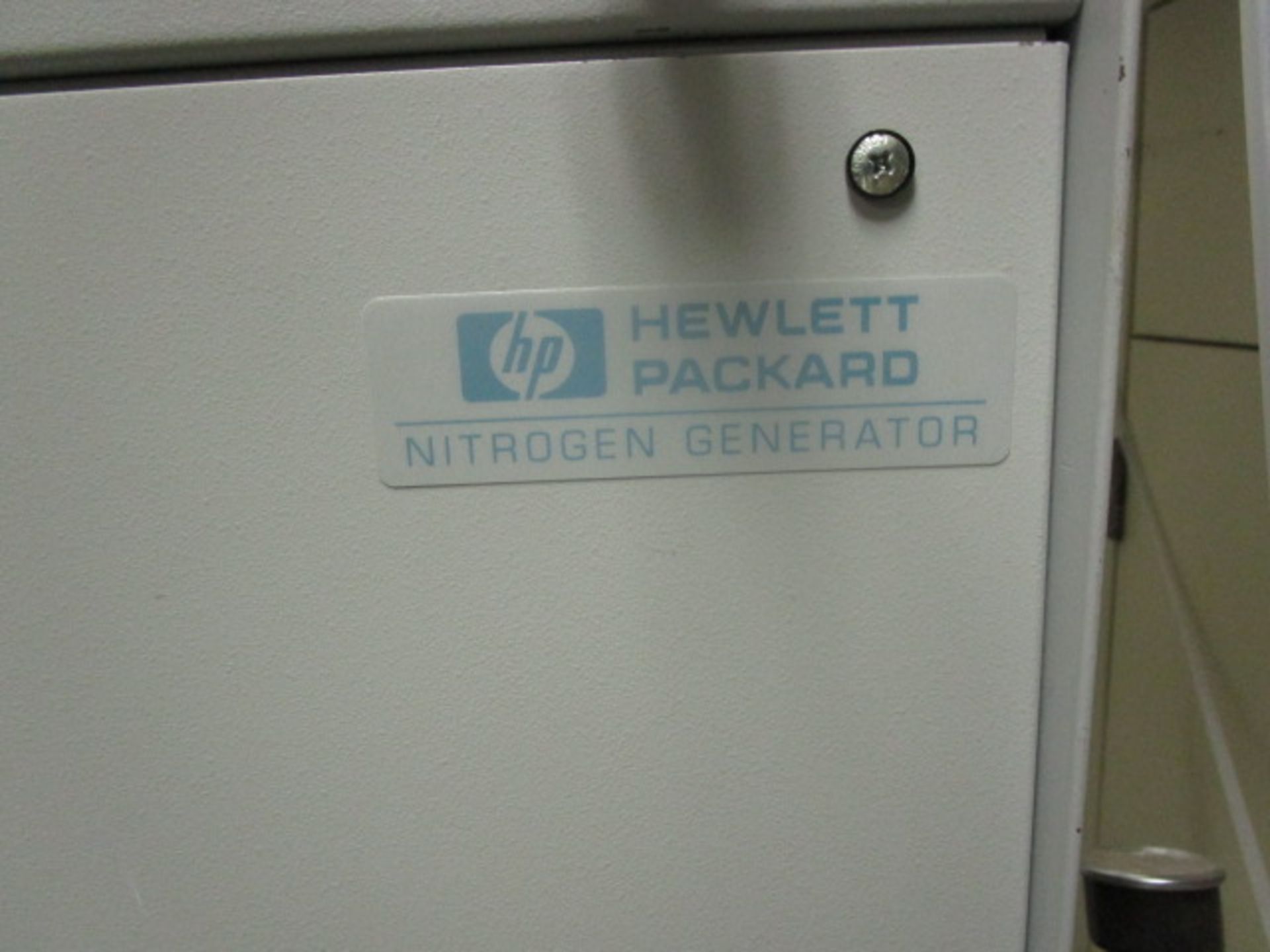 Hewlett Paclard Nitrogen generator manufacured by Whatman, Model 75-72-K727 - Image 3 of 7