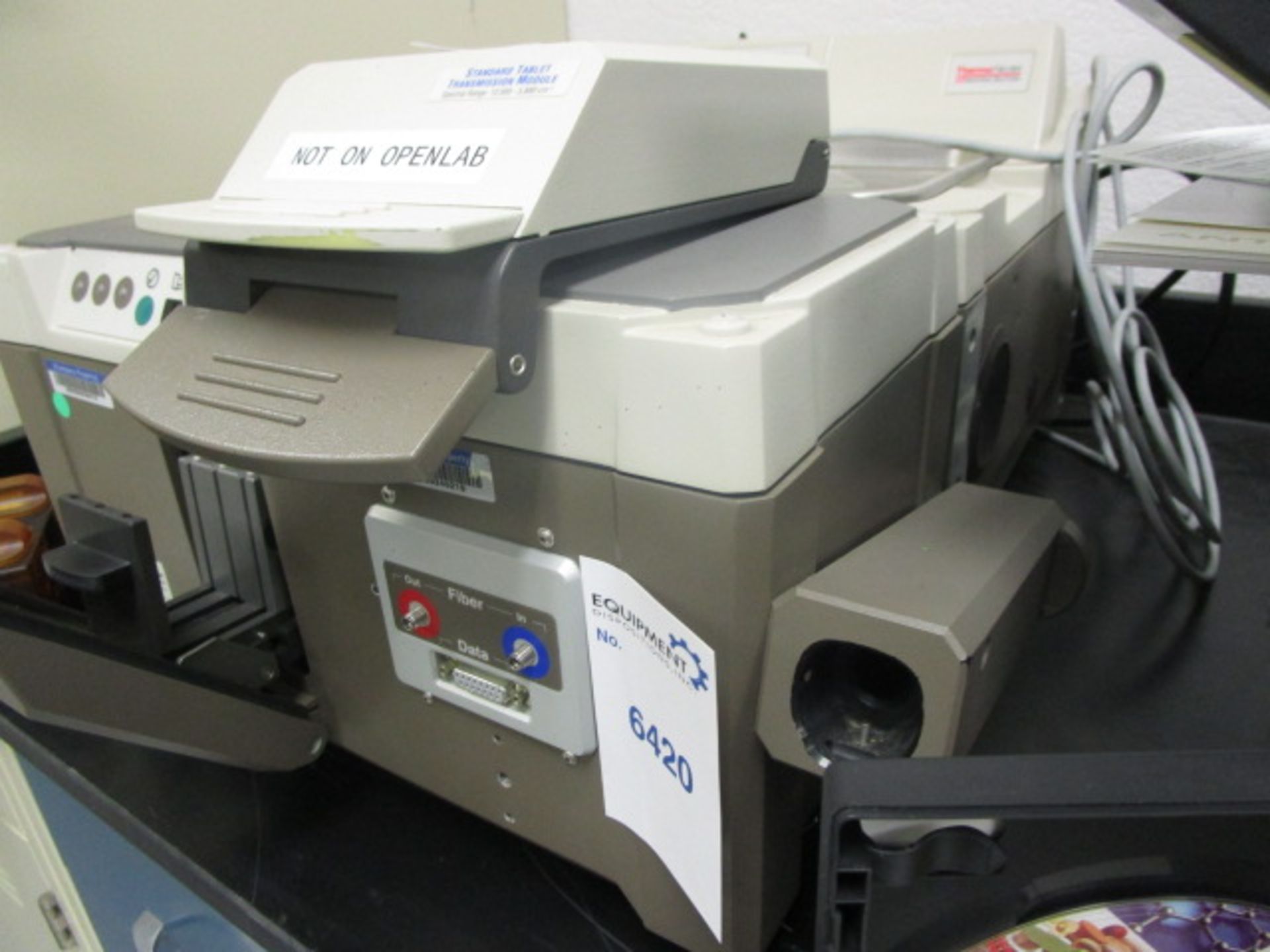 Thermo Nicolet Antaris near-in analyzer with computer board and communicaion cable with manuals - Image 6 of 26