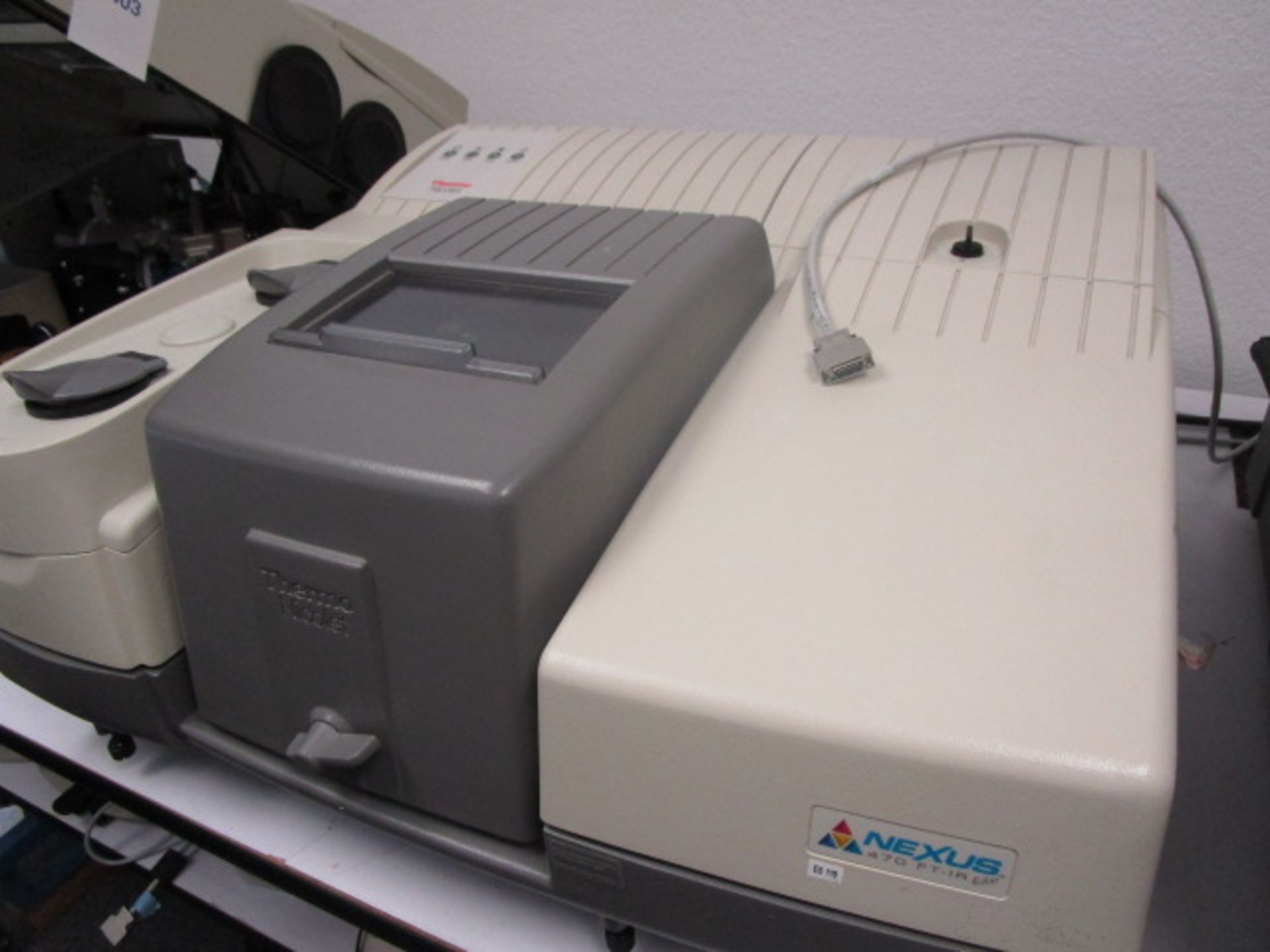 Thermo Nicolet FTIR Nexus 470 to include software extra mid IR light software with communication - Image 9 of 19