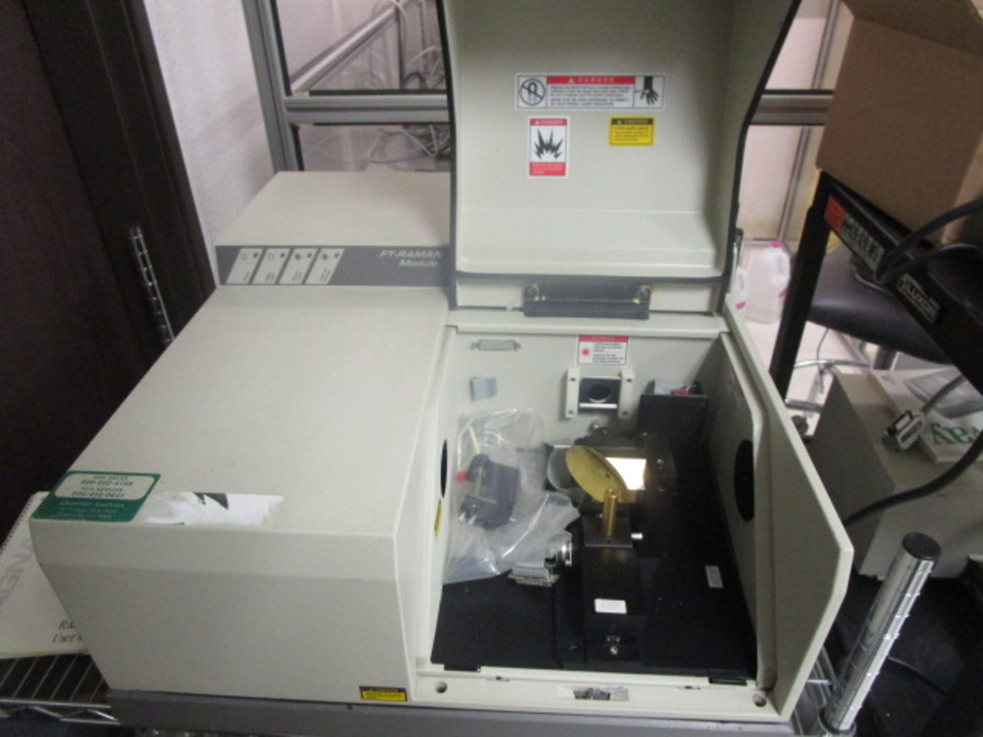 Nicolet Magna- IR 560 Spectromer E.S.P. to include software tutorial, and "32 bit" SW. Near and - Image 25 of 31