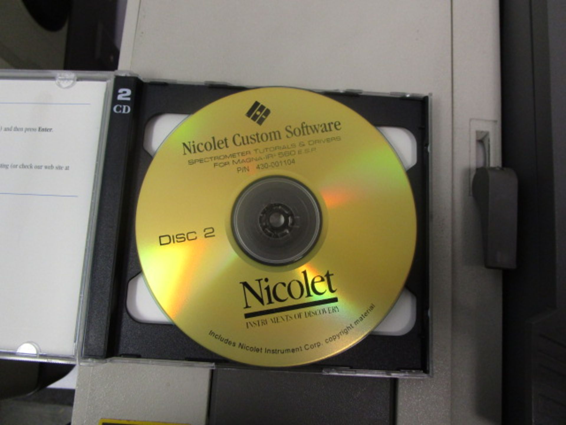 Nicolet Magna- IR 560 Spectromer E.S.P. to include software tutorial, and "32 bit" SW. Near and - Image 11 of 31