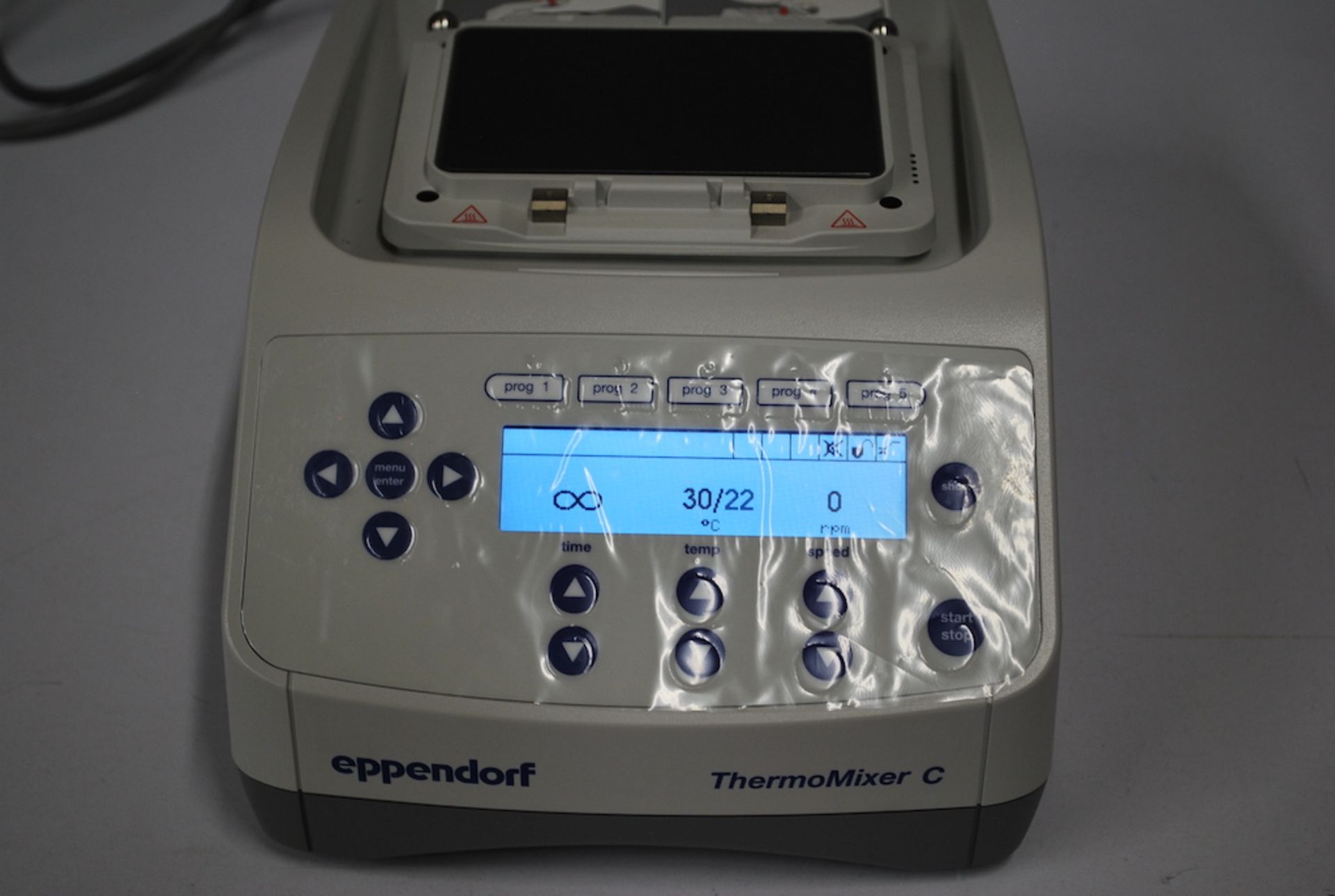 EPPENDORF THERMO MIXER C (NEEDS THERMO BLOCK) - Image 4 of 6