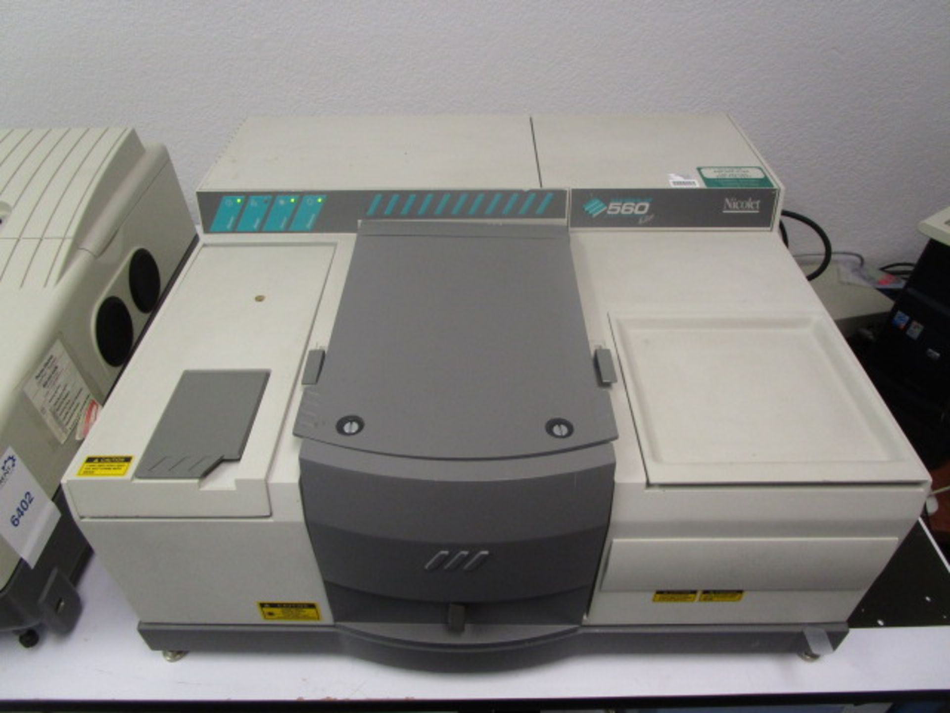 Nicolet Magna- IR 560 Spectromer E.S.P. to include software tutorial, and "32 bit" SW. Near and - Image 18 of 31