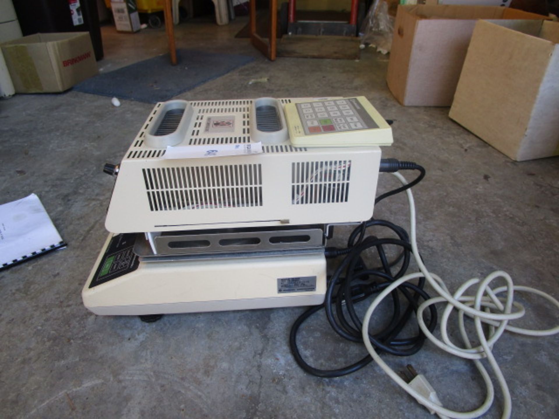 Shimadzu moisture balance EB-340MOC with Shimadzu Heater unit with instruction manual - Image 10 of 11