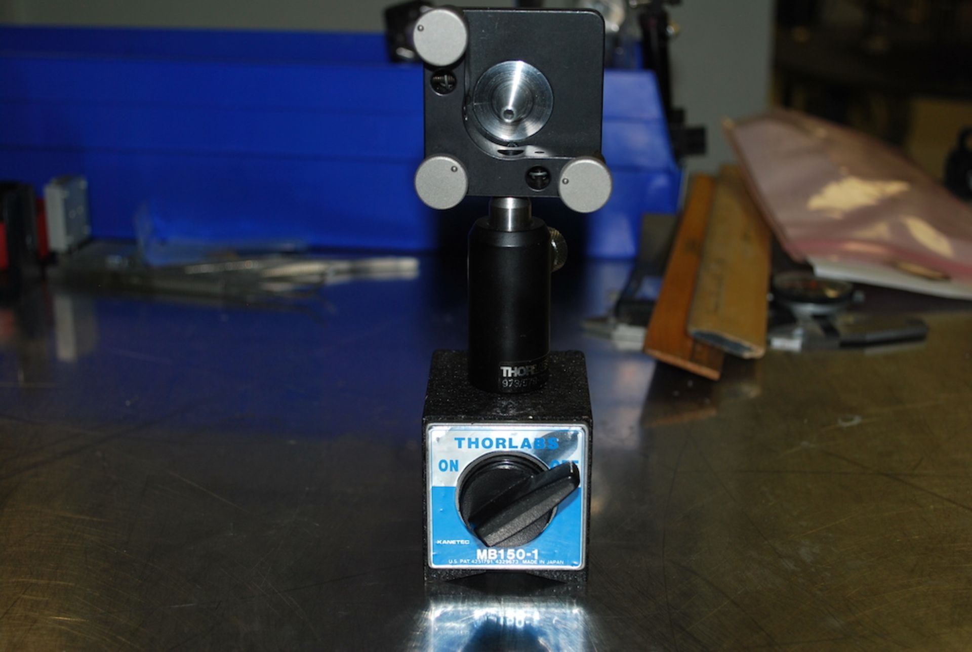 Qty-3 1" XY optical mounts on stands + Dispersion prism ( 25 % - 75% ratio ) - Image 5 of 14