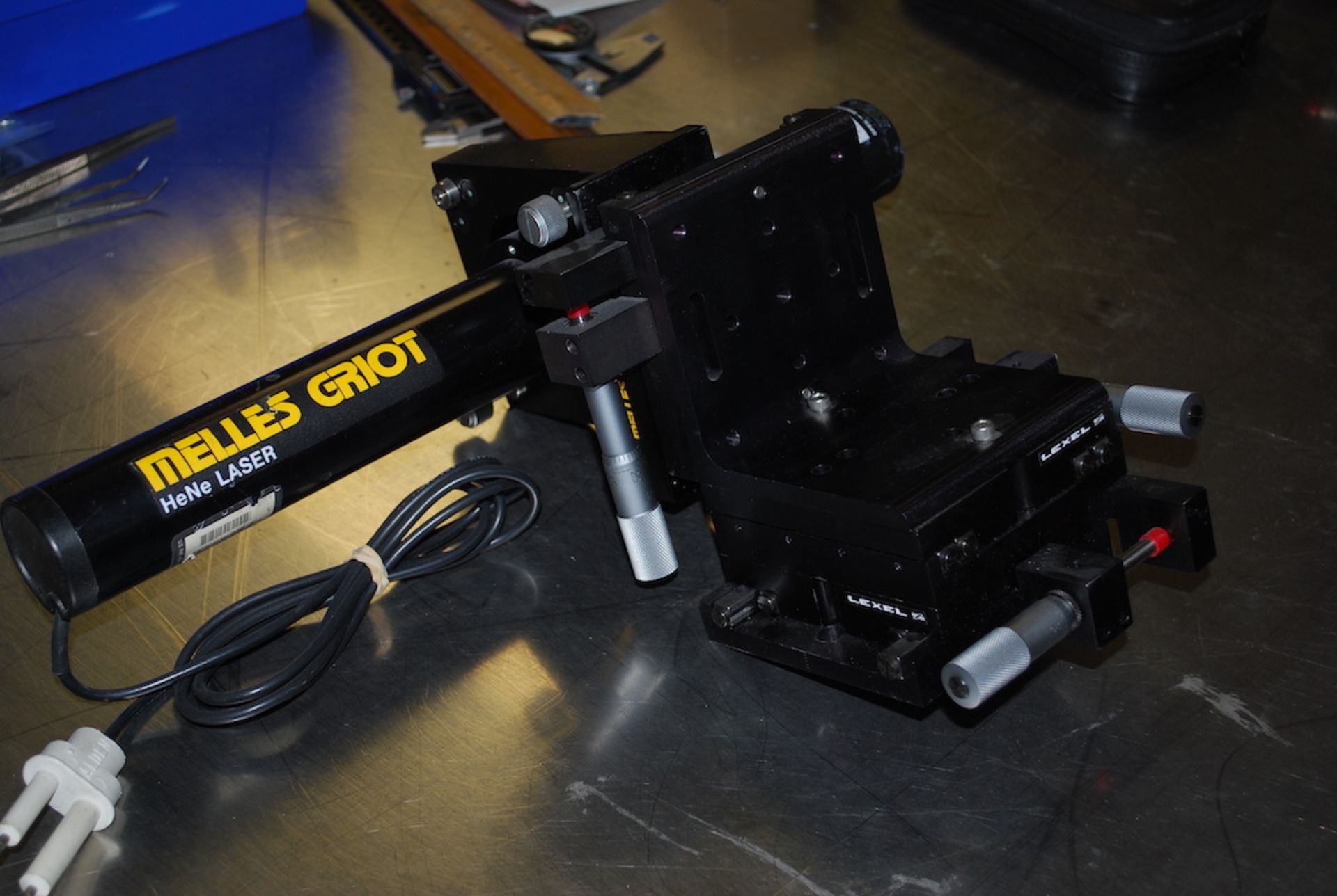 Multi-axis + XYZ mounted Melles Griot HeNe Laser - Image 2 of 7