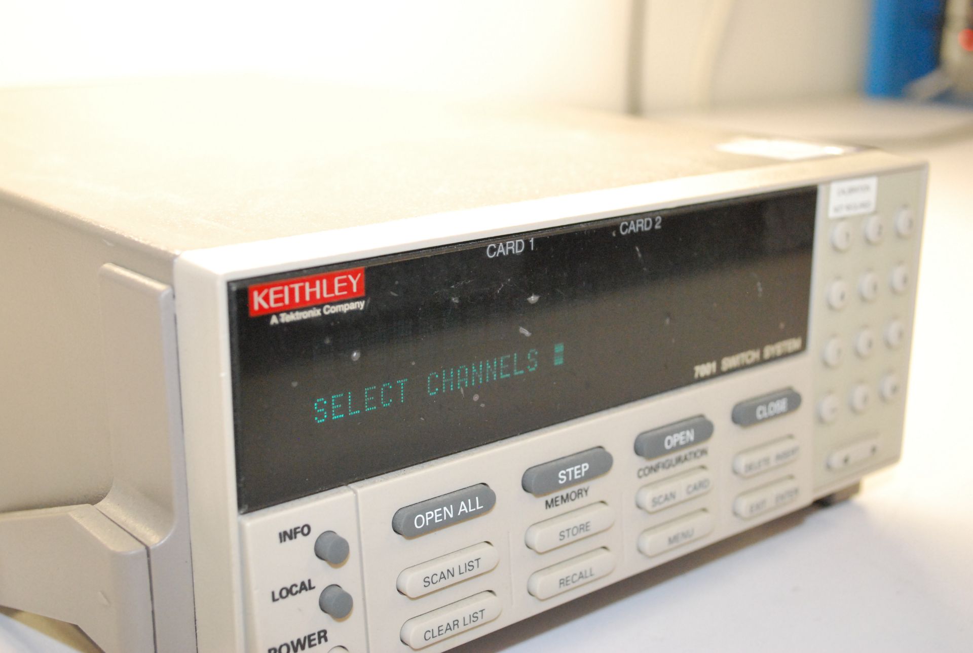 KEITHLEY 7001 SWITCH SYSTEM   1218 Alderwood Ave Sunnyvale, California - Image 4 of 9