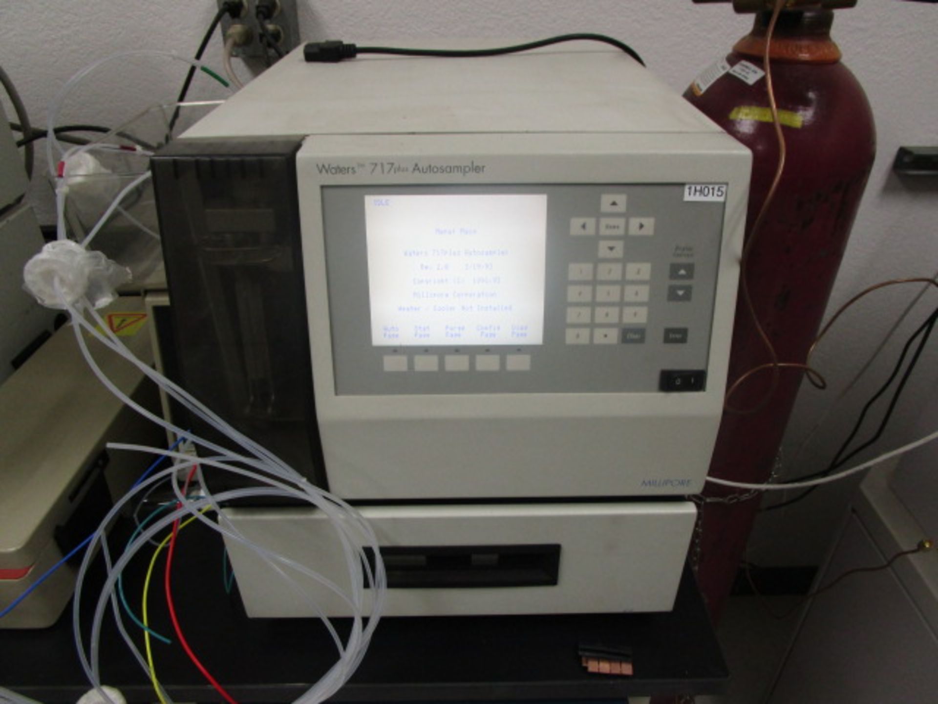 Waters HPLC system incudes autosampler, Model 717 plus, 600S pump with controller, photodiode - Image 12 of 34