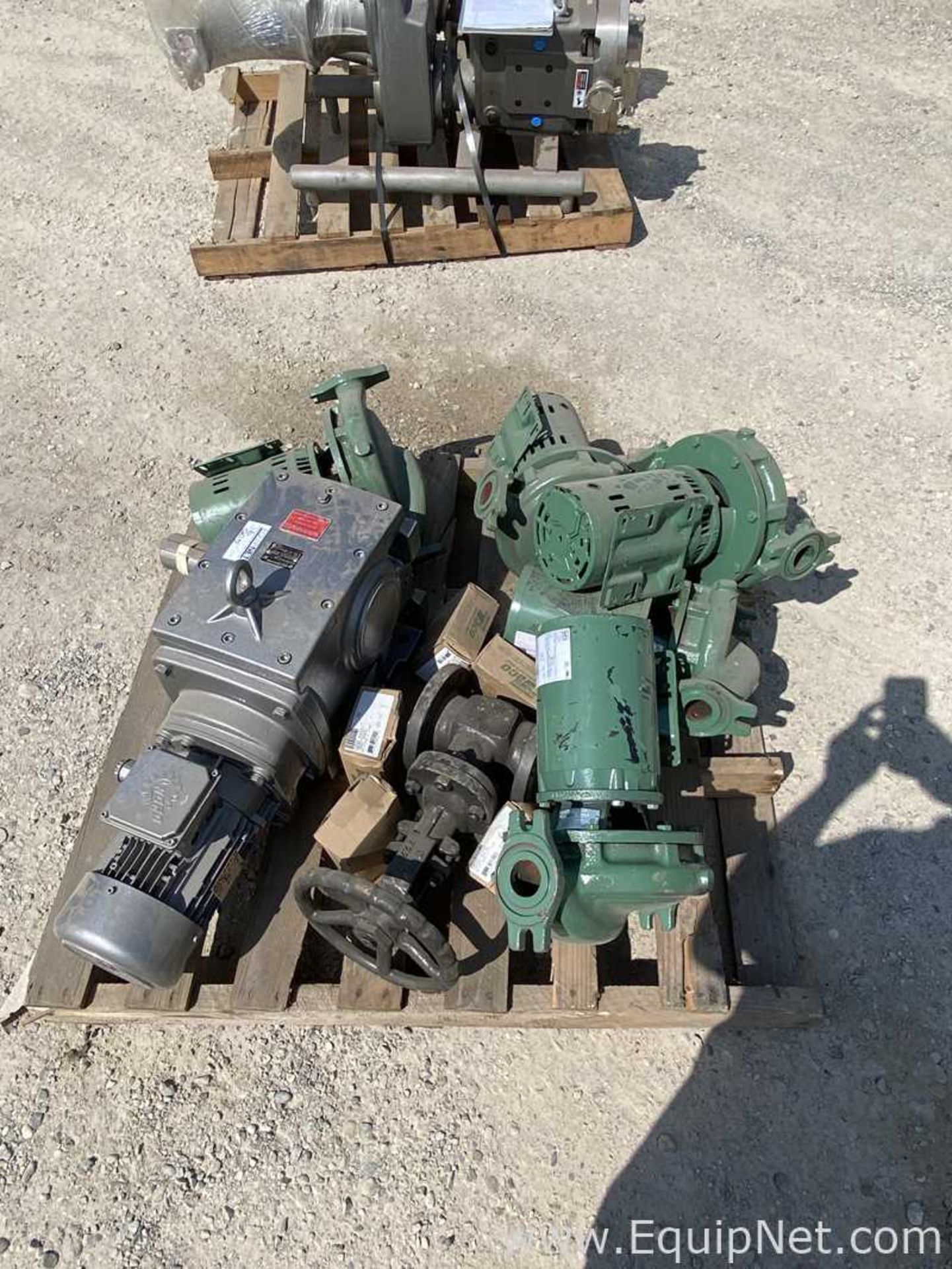 DESCRIPTION: Lot of 6 Centrifugal Pumps with Valve and DriveIncludes:6 x Taco 11-16 Pumps, 575 V, 60 - Image 13 of 13