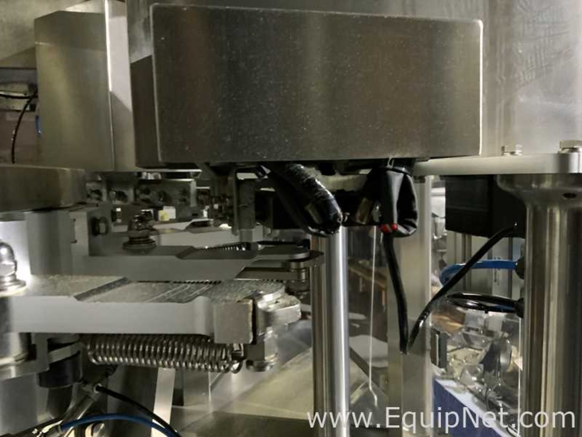 CAM CR8-250Z Pre Made Pouch Filler with Infeed Unit Twin Sealing Heads Dry Product - Image 9 of 11