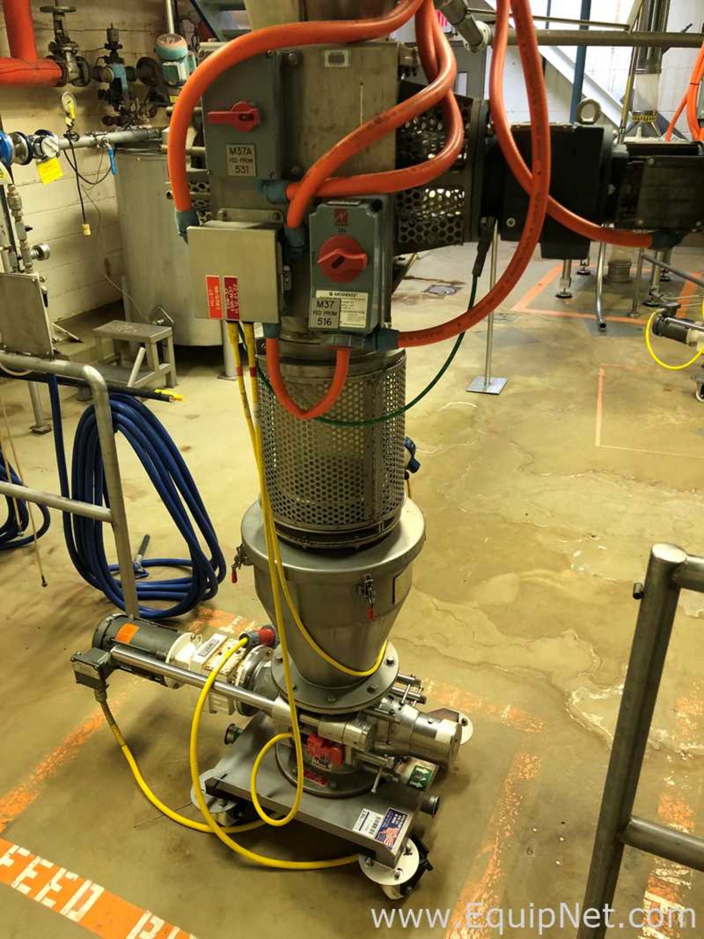 One Vacuum Conveyor System Vac-U-Max With Hopper And One Rotary Valve - Image 5 of 9