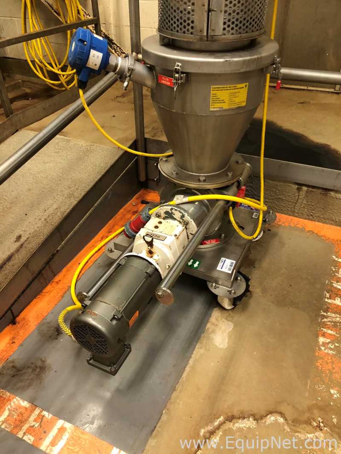 One Vacuum Conveyor System Vac-U-Max With Hopper And One Rotary Valve - Image 6 of 10