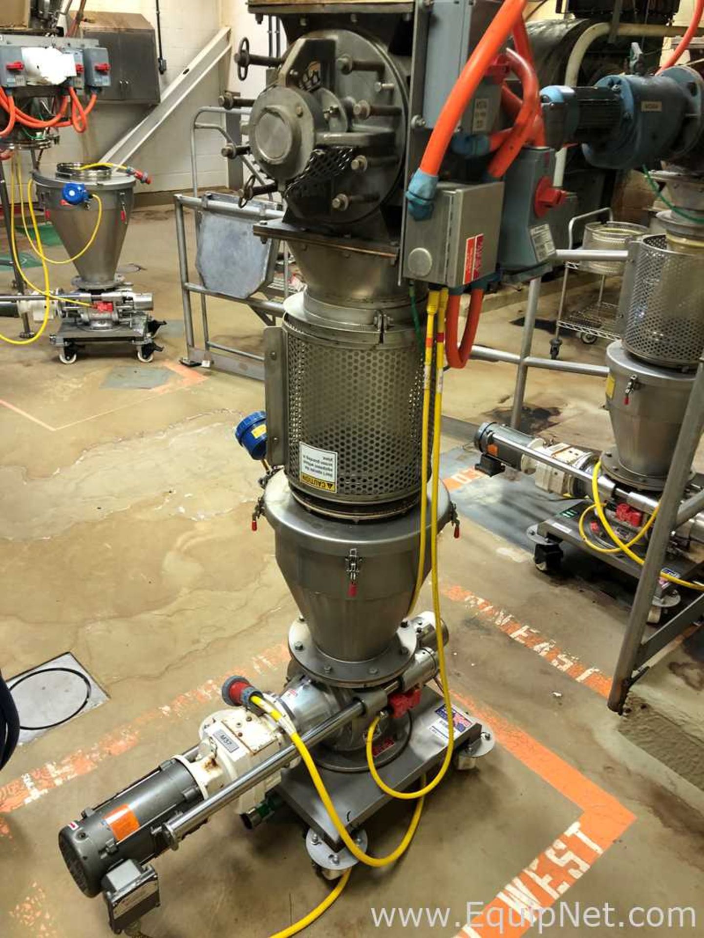 One Vacuum Conveyor System Vac-U-Max With Hopper And One Rotary Valve - Image 7 of 9
