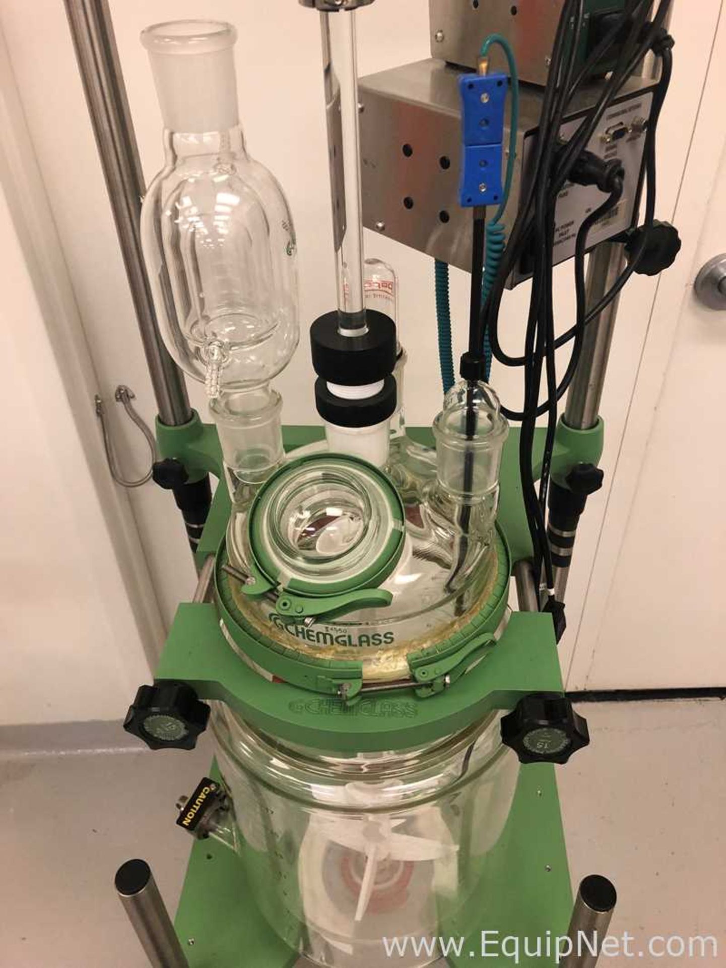 Chemglass 20L Jacketed Glass Reactor With Top Agitation And OptiCHEM Temp Monitor - Image 8 of 16