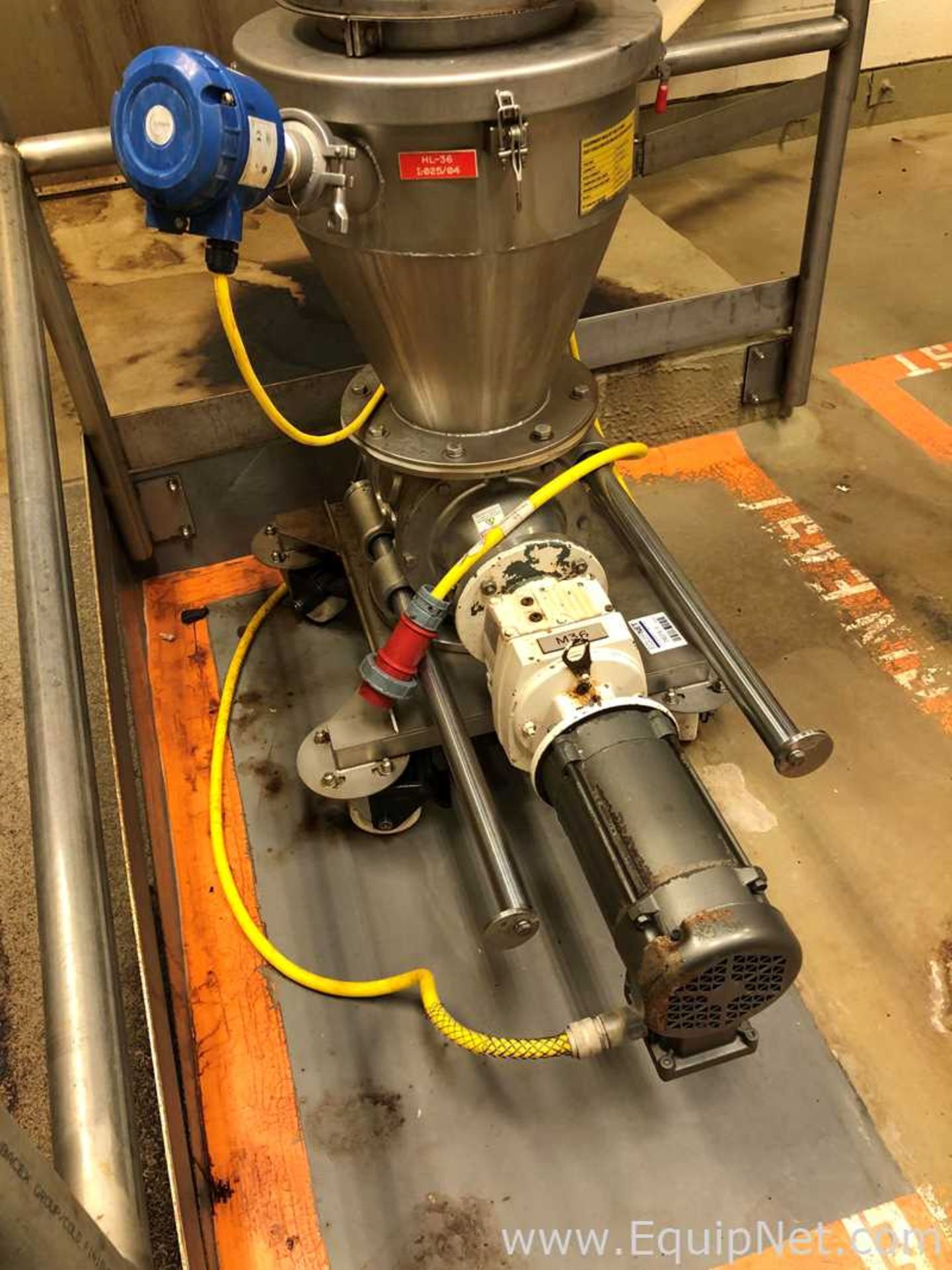 One Vacuum Conveyor System Vac-U-Max With Hopper And One Rotary Valve - Image 3 of 10