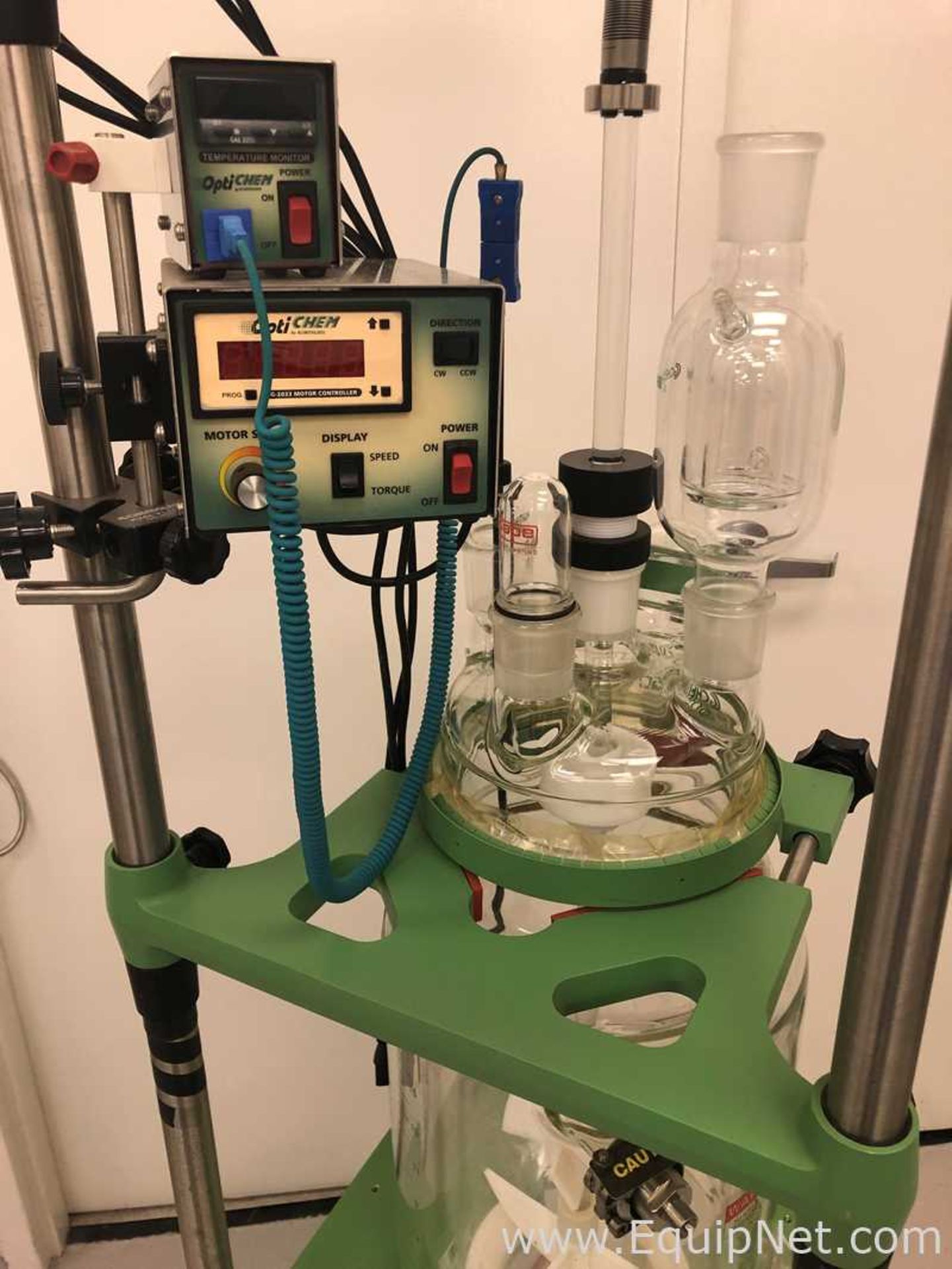 Chemglass 20L Jacketed Glass Reactor With Top Agitation And OptiCHEM Temp Monitor - Image 4 of 16