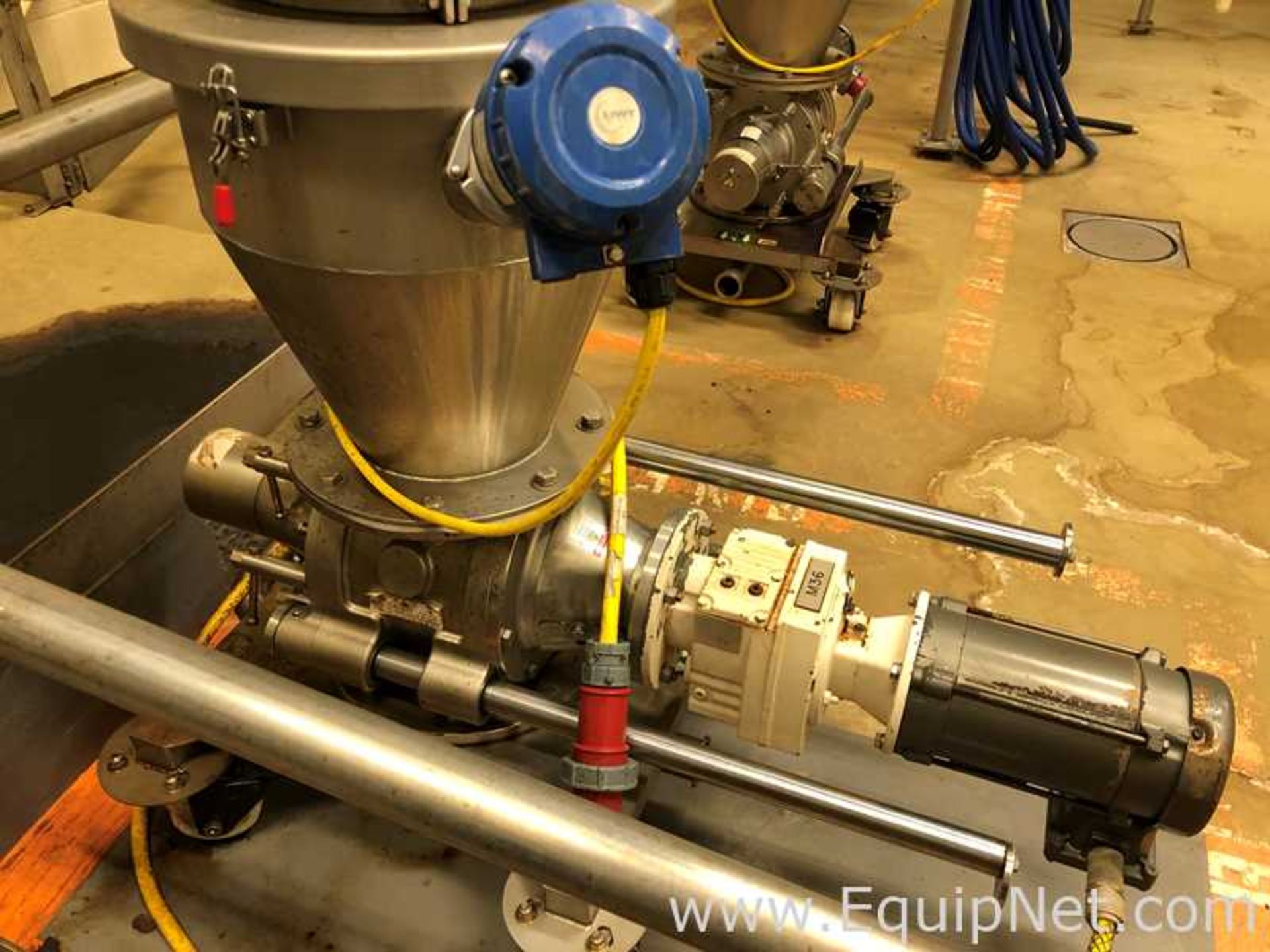 One Vacuum Conveyor System Vac-U-Max With Hopper And One Rotary Valve - Image 4 of 10