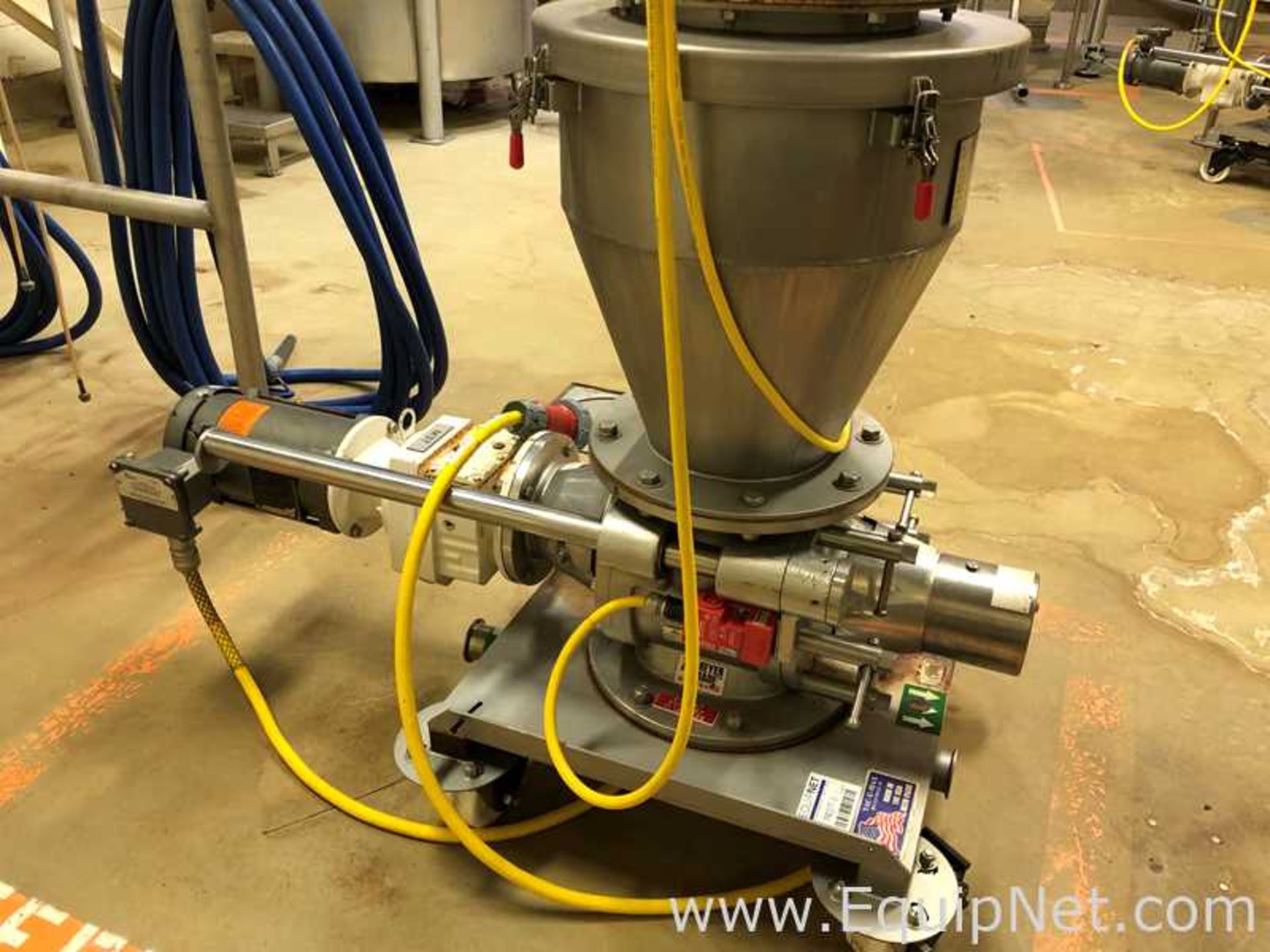One Vacuum Conveyor System Vac-U-Max With Hopper And One Rotary Valve - Image 6 of 9