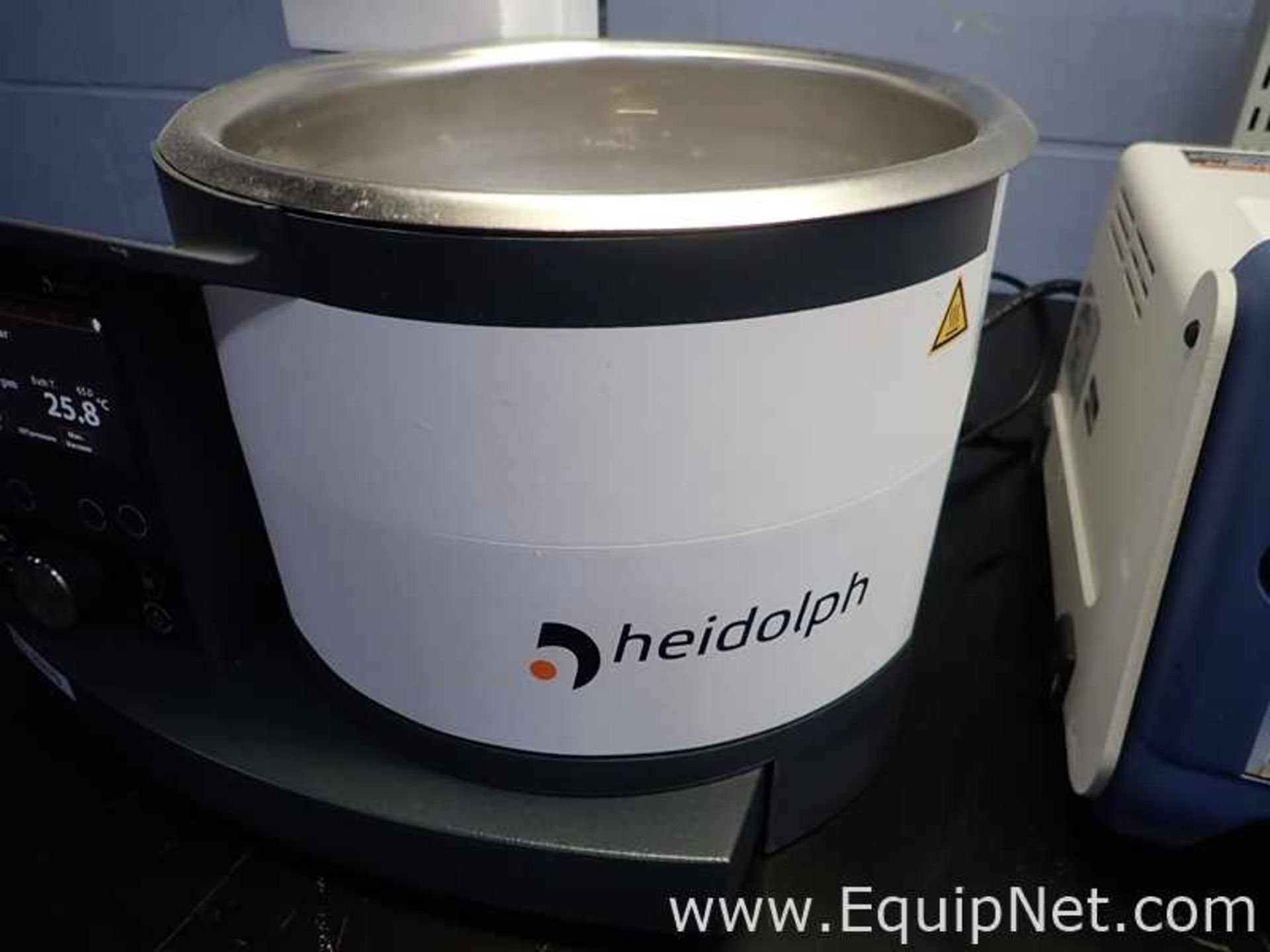 Heidolph Hei-VAP Precision Rotary Evaporator with Heating Bath and Vacuum Pump - Image 3 of 10