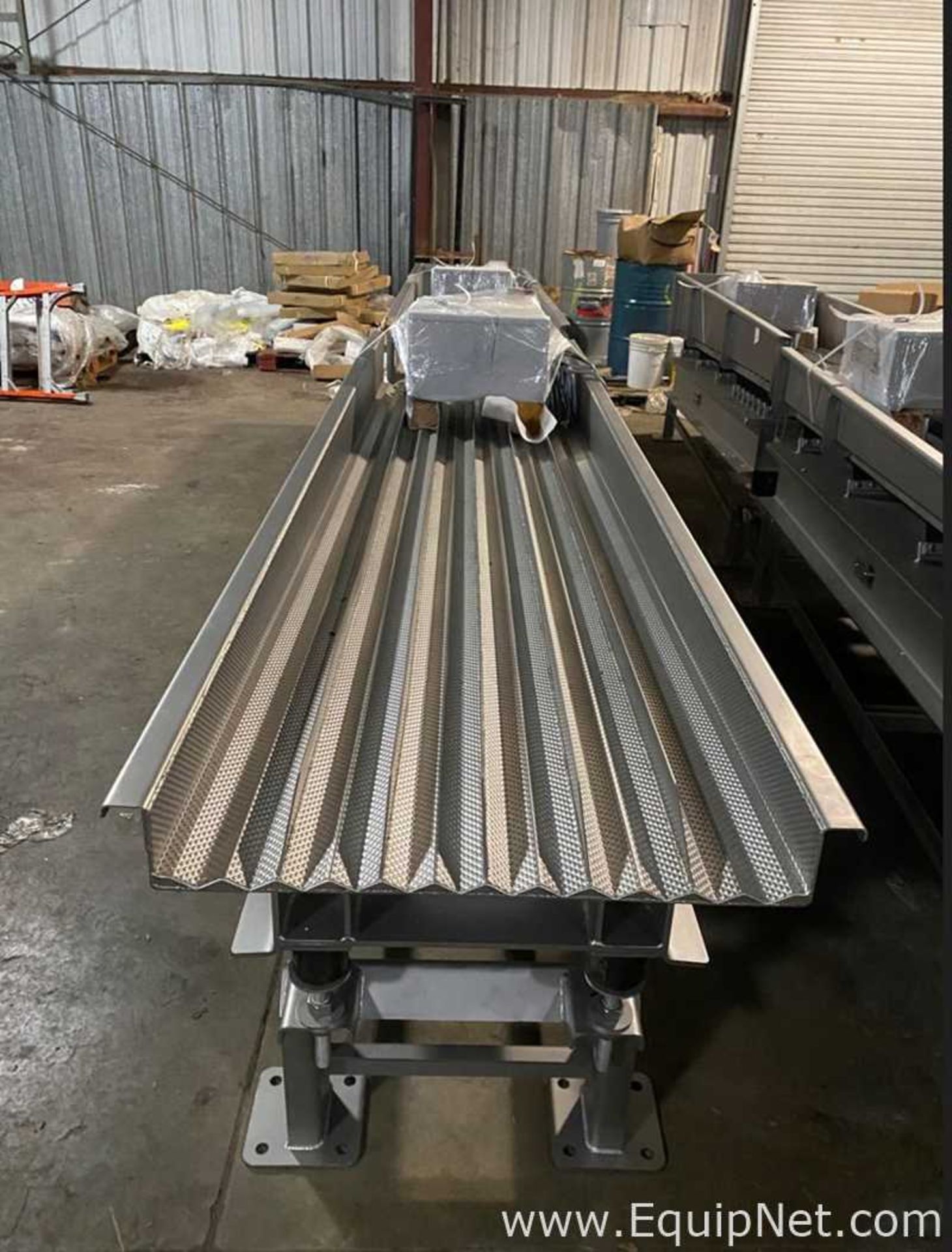 Unused Smalley Mfg. Co. 114 Inch Long Stainless Steel Vibration Conveyor - Image 6 of 11
