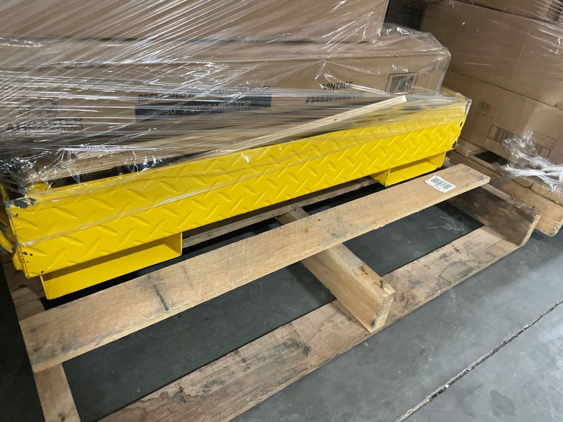 Two Pallets - Image 2 of 12