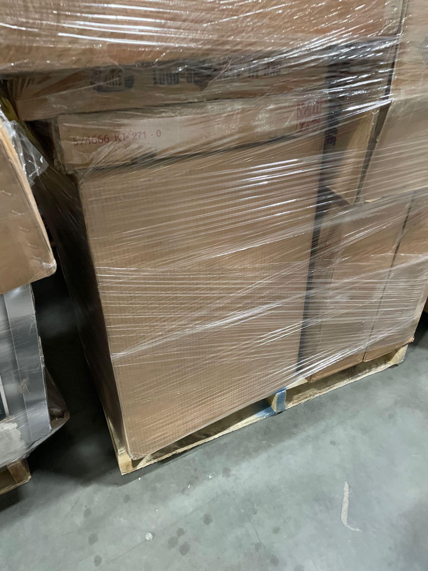 Two Pallets - Image 14 of 15