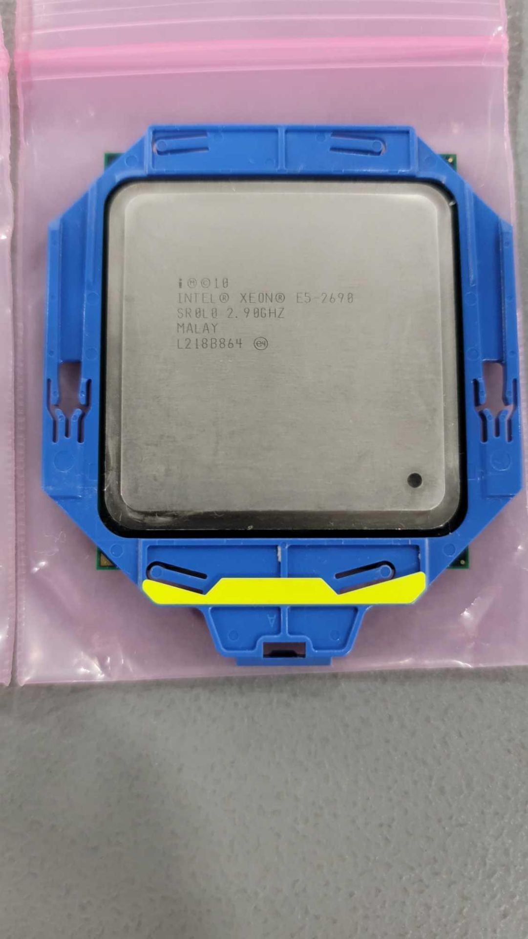 Intel Xeon Processors - Image 3 of 16