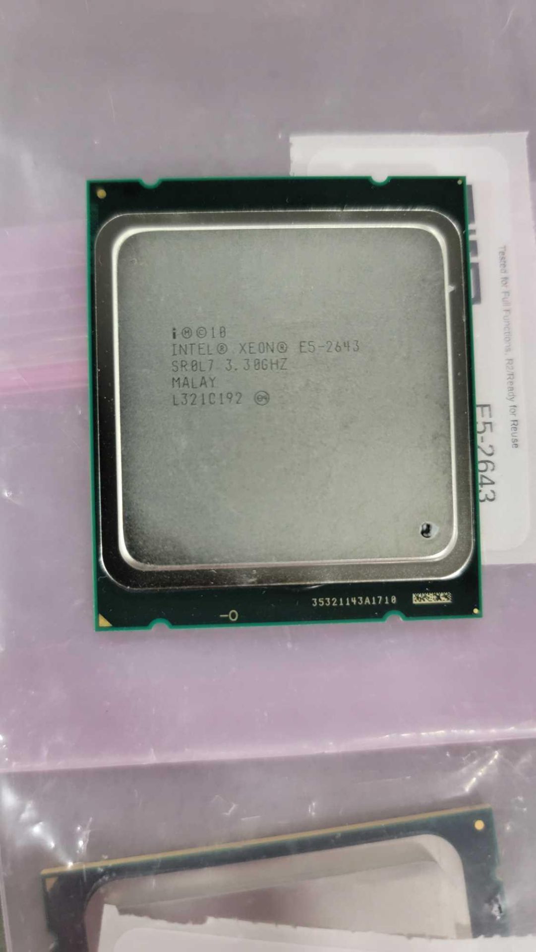 Intel Xeon Processors - Image 7 of 16