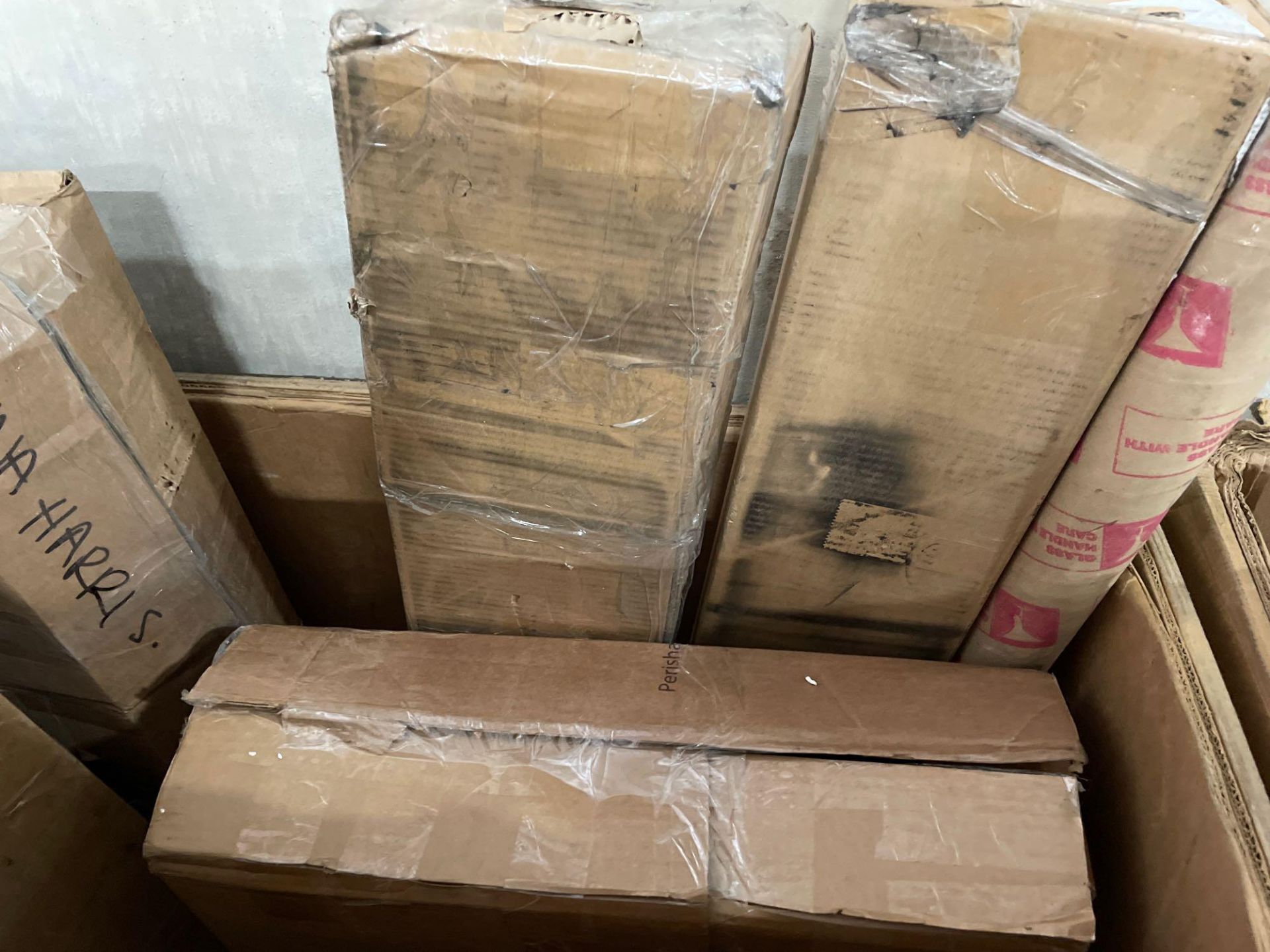 Two Pallets - Image 14 of 16