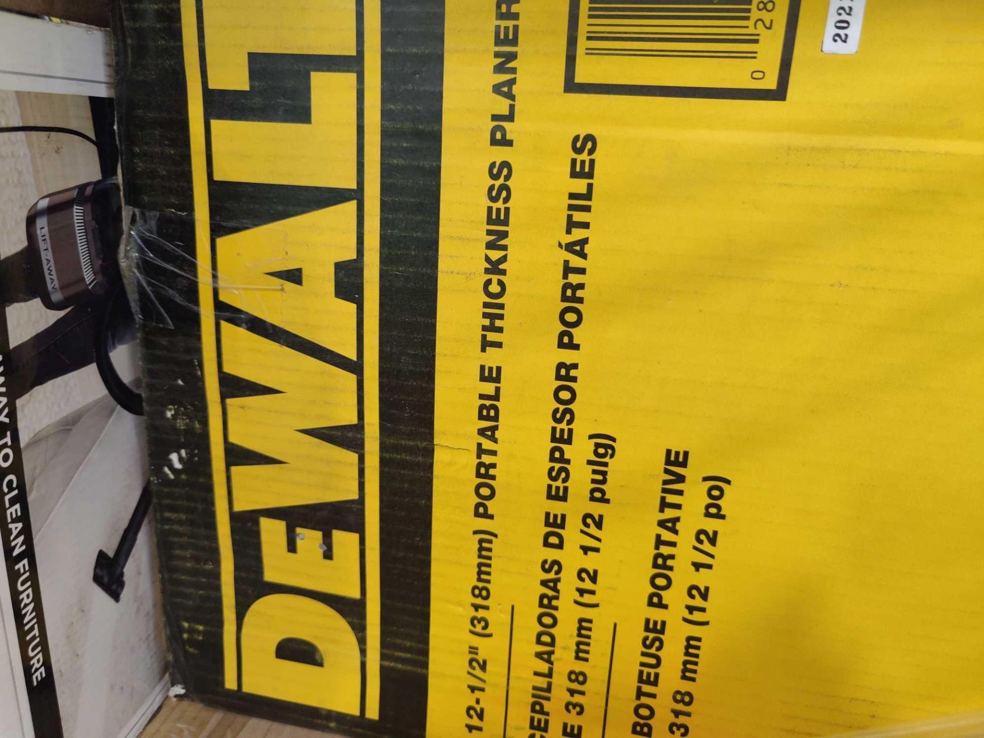 Dewalt portable thickness planer and more - Image 11 of 13