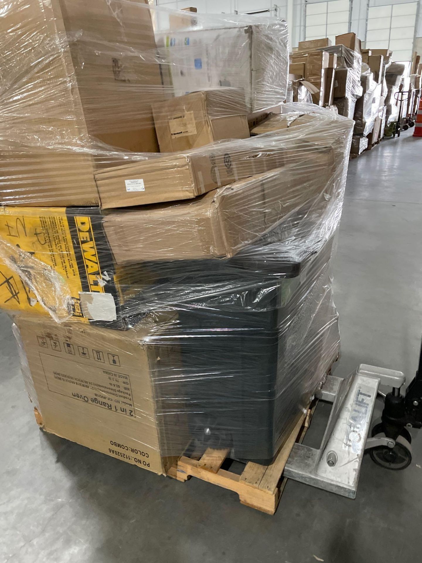 Dewalt Table Saw and more - Image 10 of 18