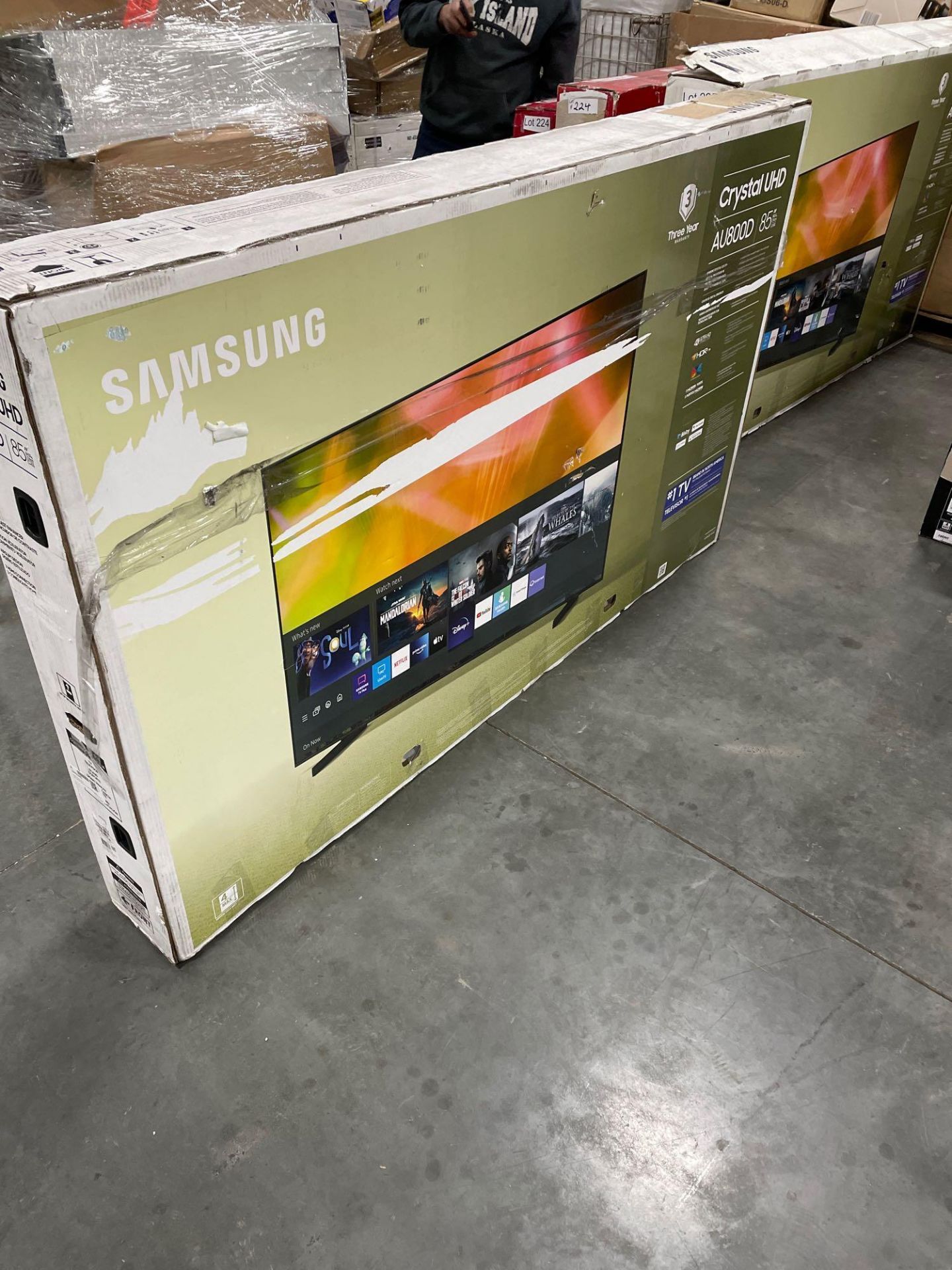 Two Samsung TVs - Image 4 of 5