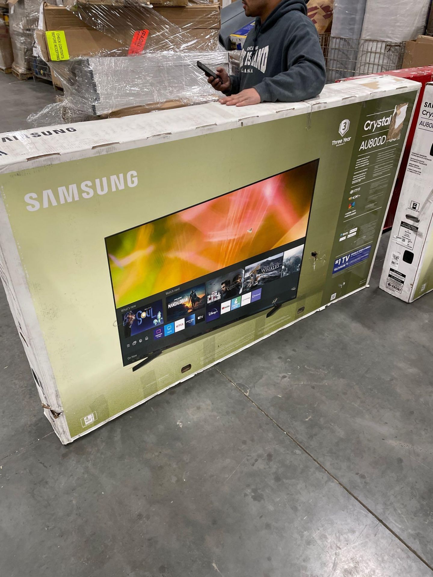 Two Samsung TVs - Image 3 of 5