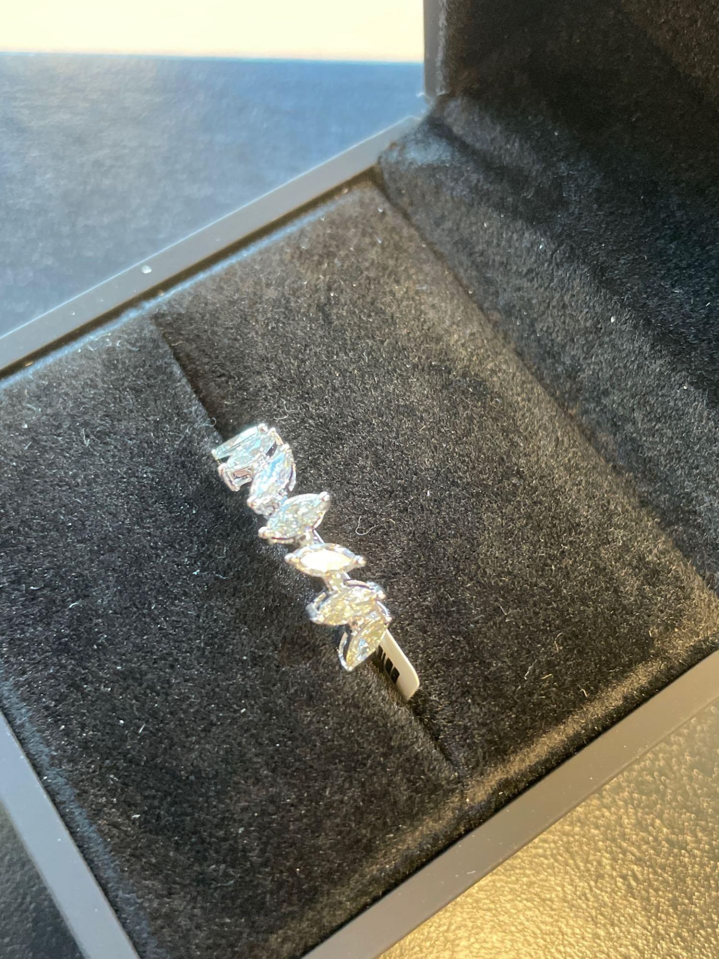 18k White Gold Lady's Custom made diamond Ring - Image 2 of 6