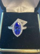 18k Gold Tanzanite & Diamond Ring