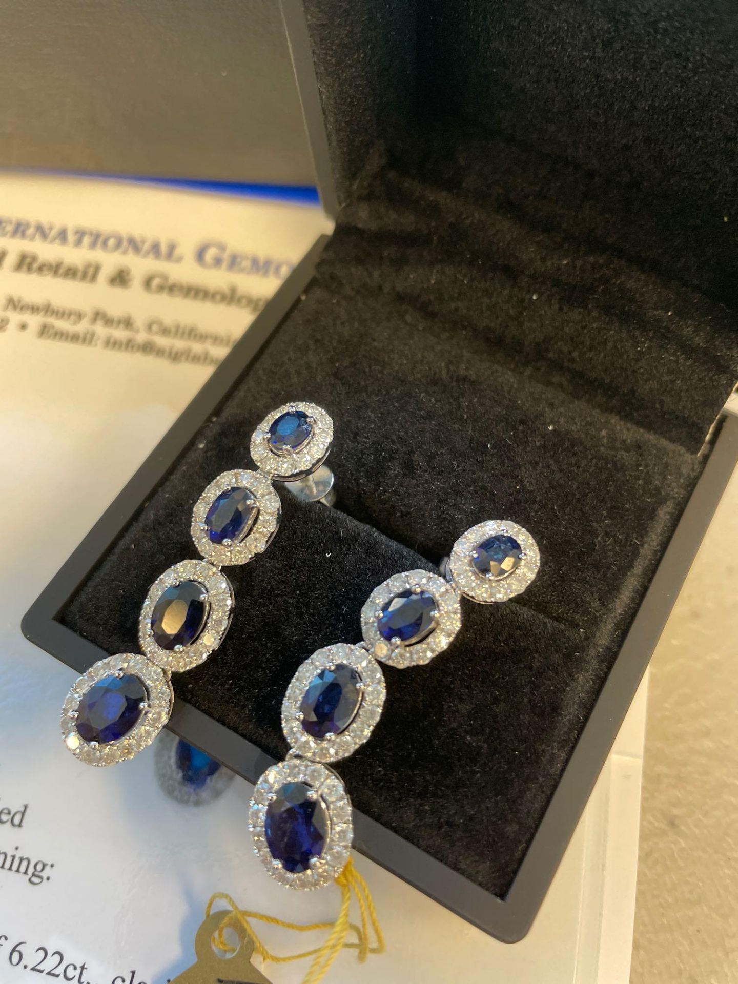 14kt white gold cast & assembled graduating blue sapphire & diamond dangle earrings - Image 2 of 4