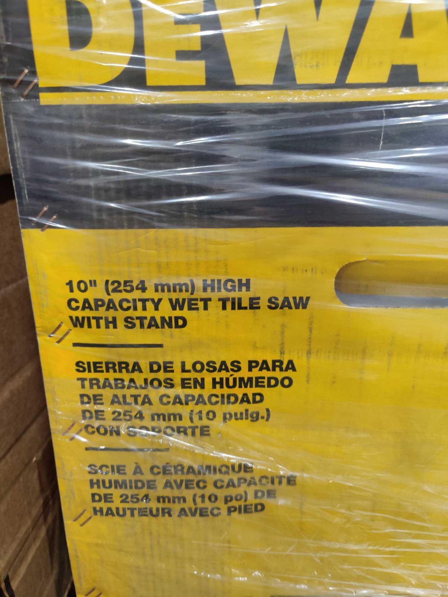 Dewalt High Capacity Wet Tile saw with stand - Image 17 of 28
