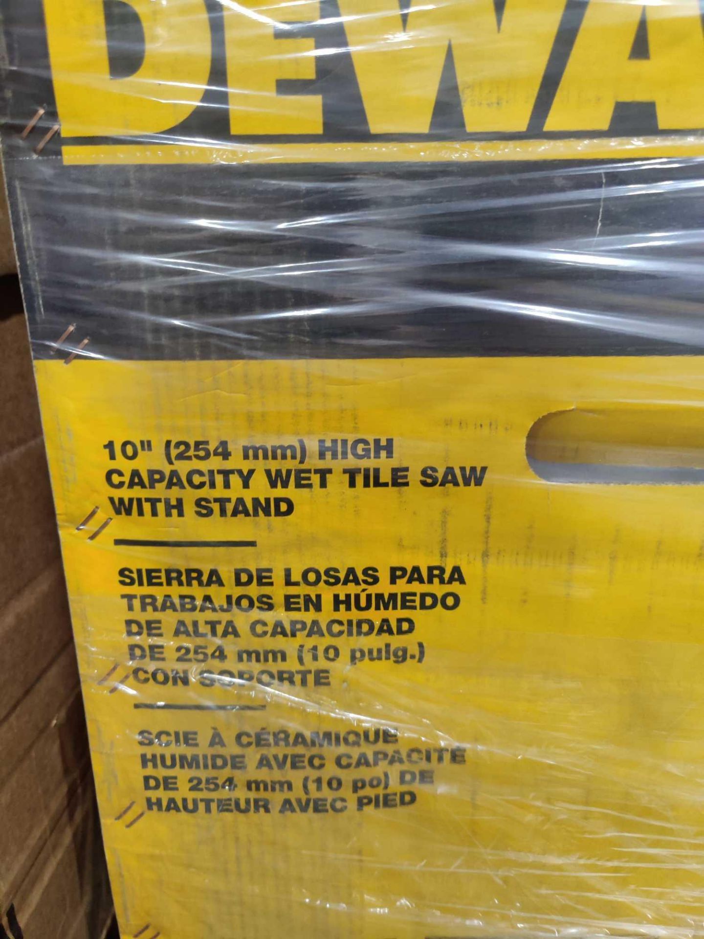 Dewalt High Capacity Wet Tile saw with stand - Image 18 of 28