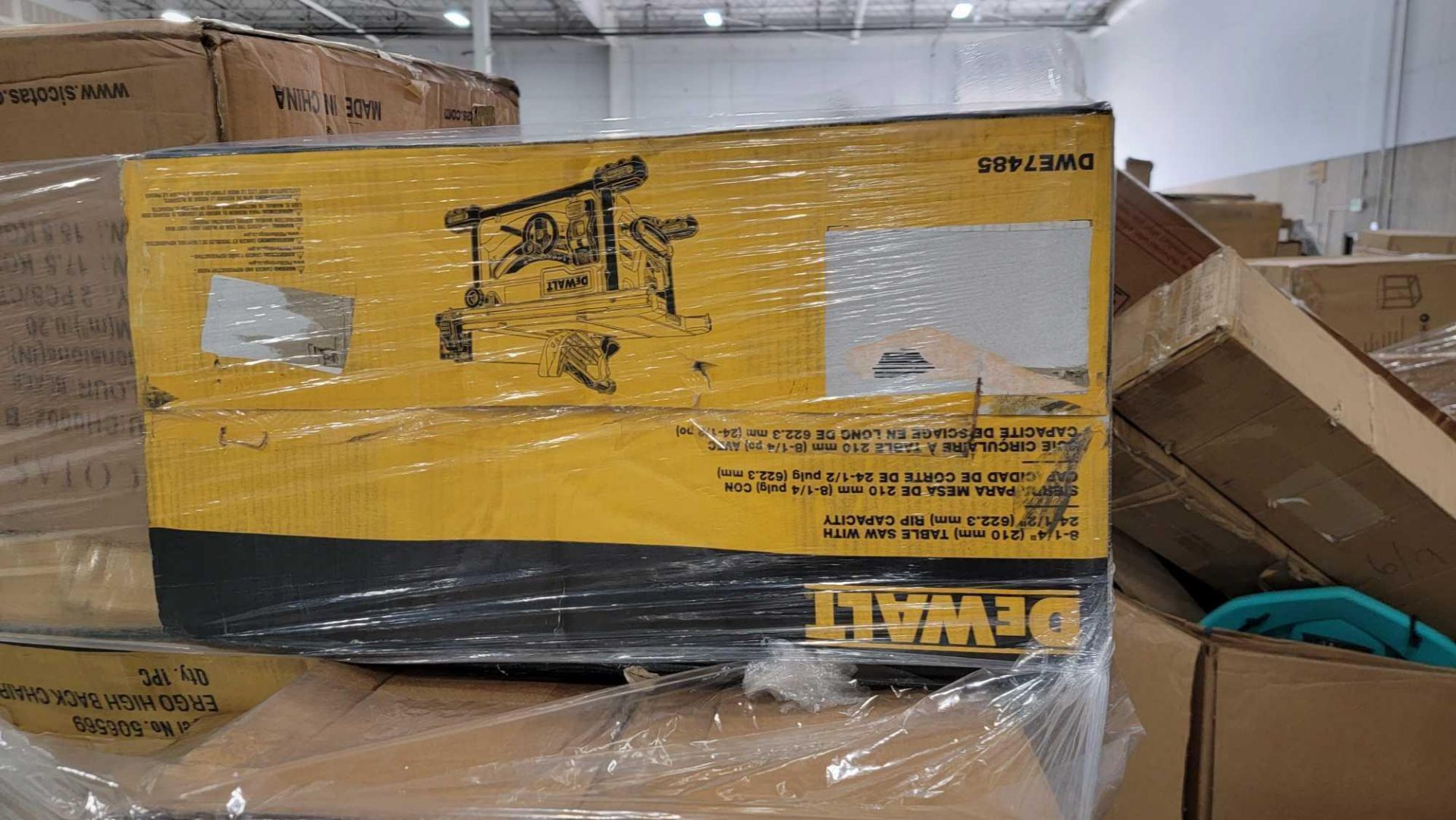 Camp Chef ZG/DeWalt 8.25" table saw - Image 4 of 10