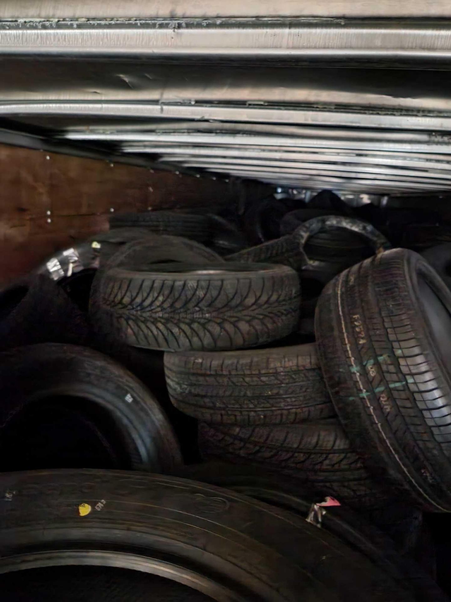 Semi Load of Tires - Image 3 of 11
