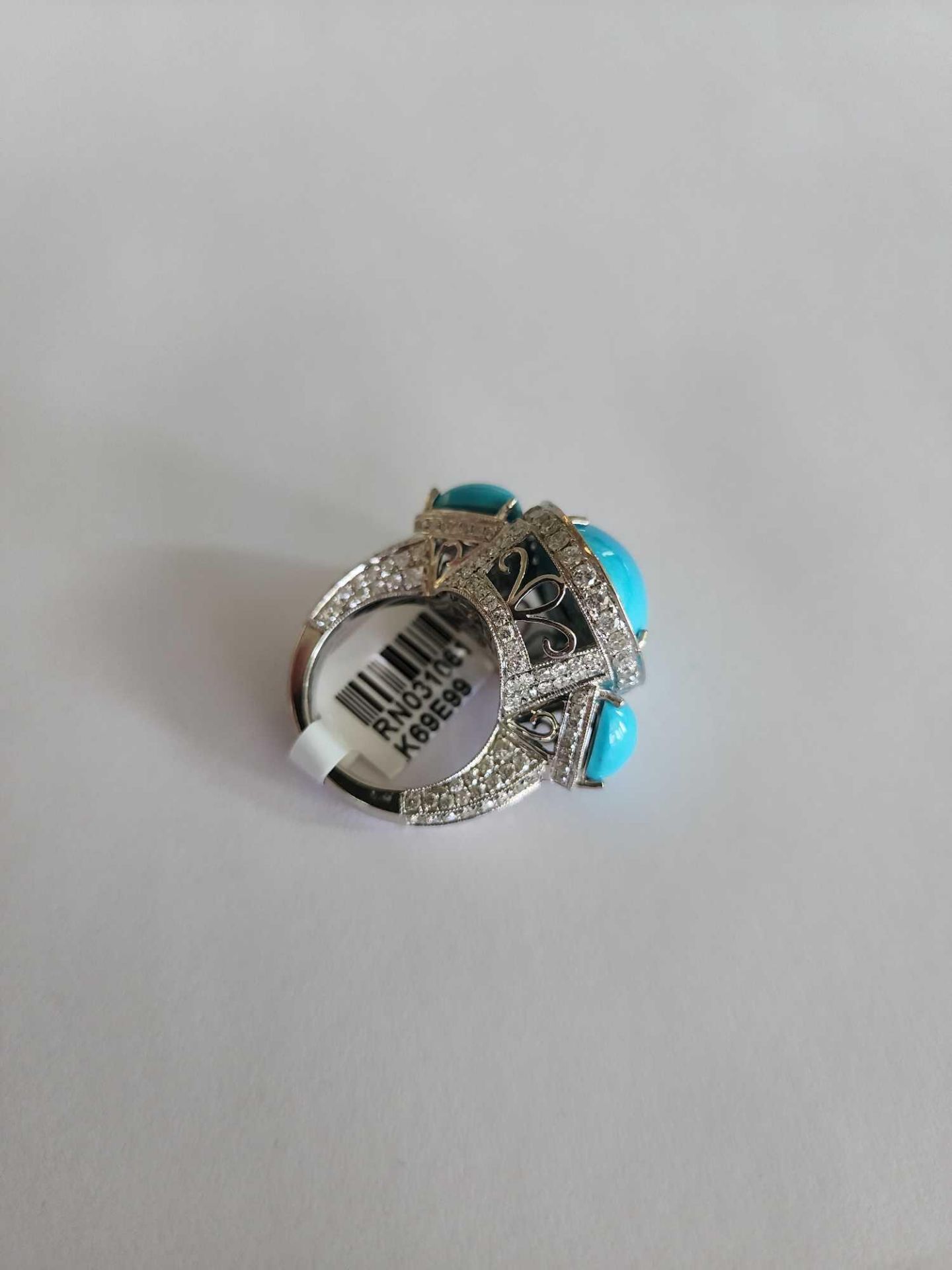 White Gold Turquoise and Diamond Ring - Image 4 of 8