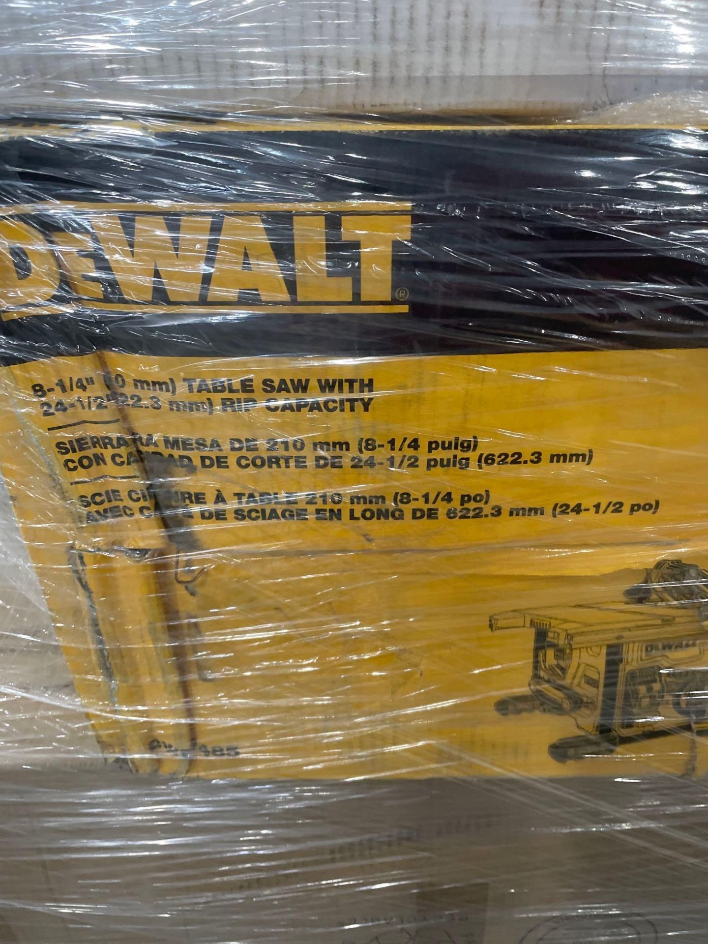 DeWalt table saw/bissell - Image 3 of 10