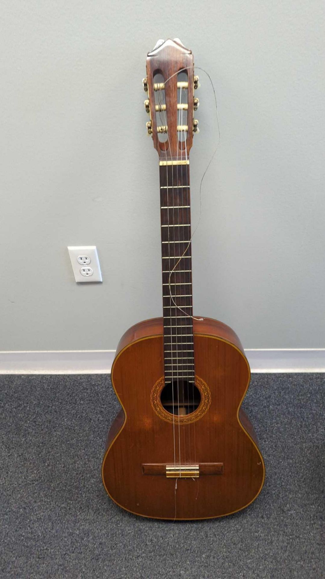 1970's Aria AC-18 concert guitar - Image 6 of 9