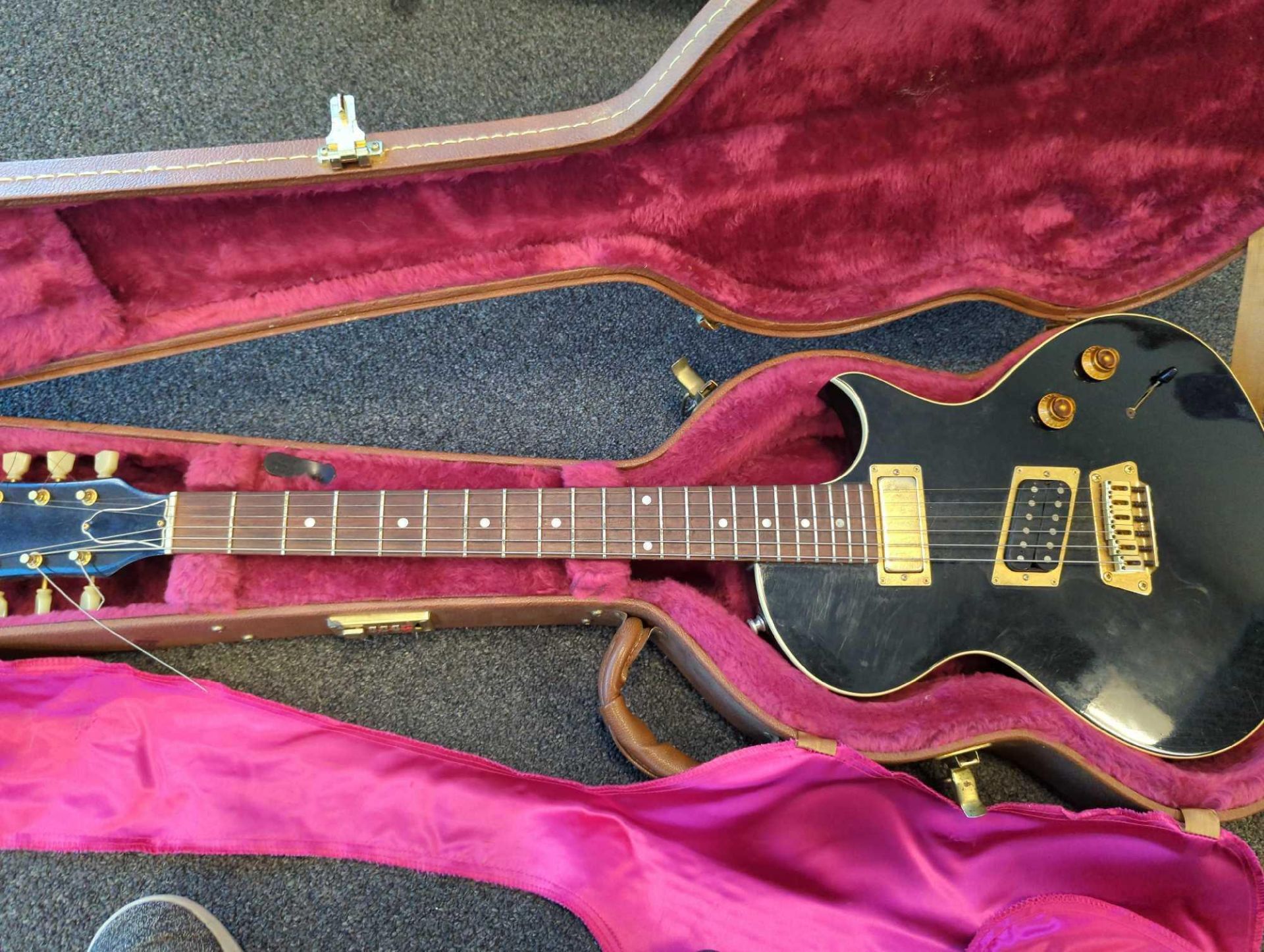 Gibson USA nighthawk Special 1996 Vintage Black Gold - Image 5 of 6