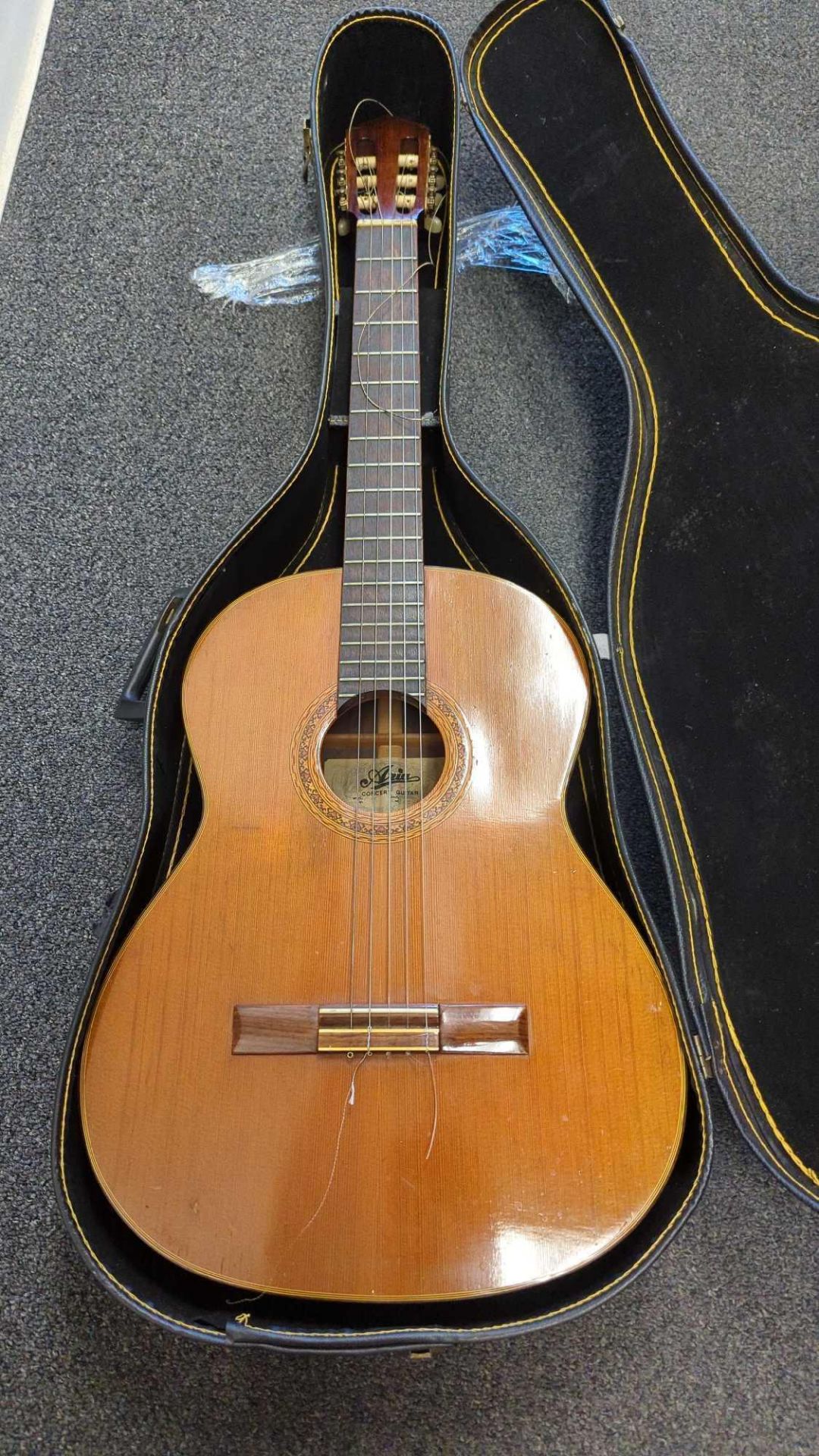 1970's Aria AC-18 concert guitar - Image 4 of 9