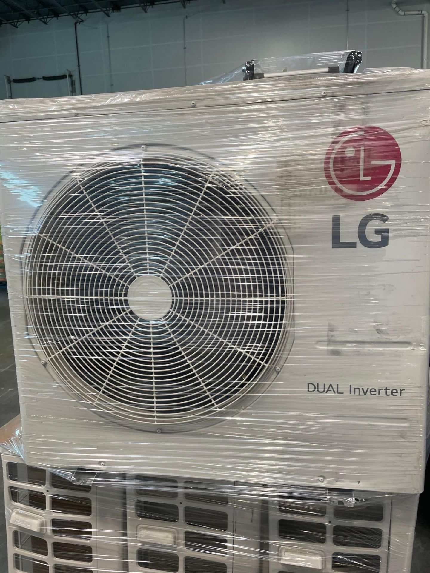 pallet of multiple LG dual inverter industrial AC units - Image 3 of 4