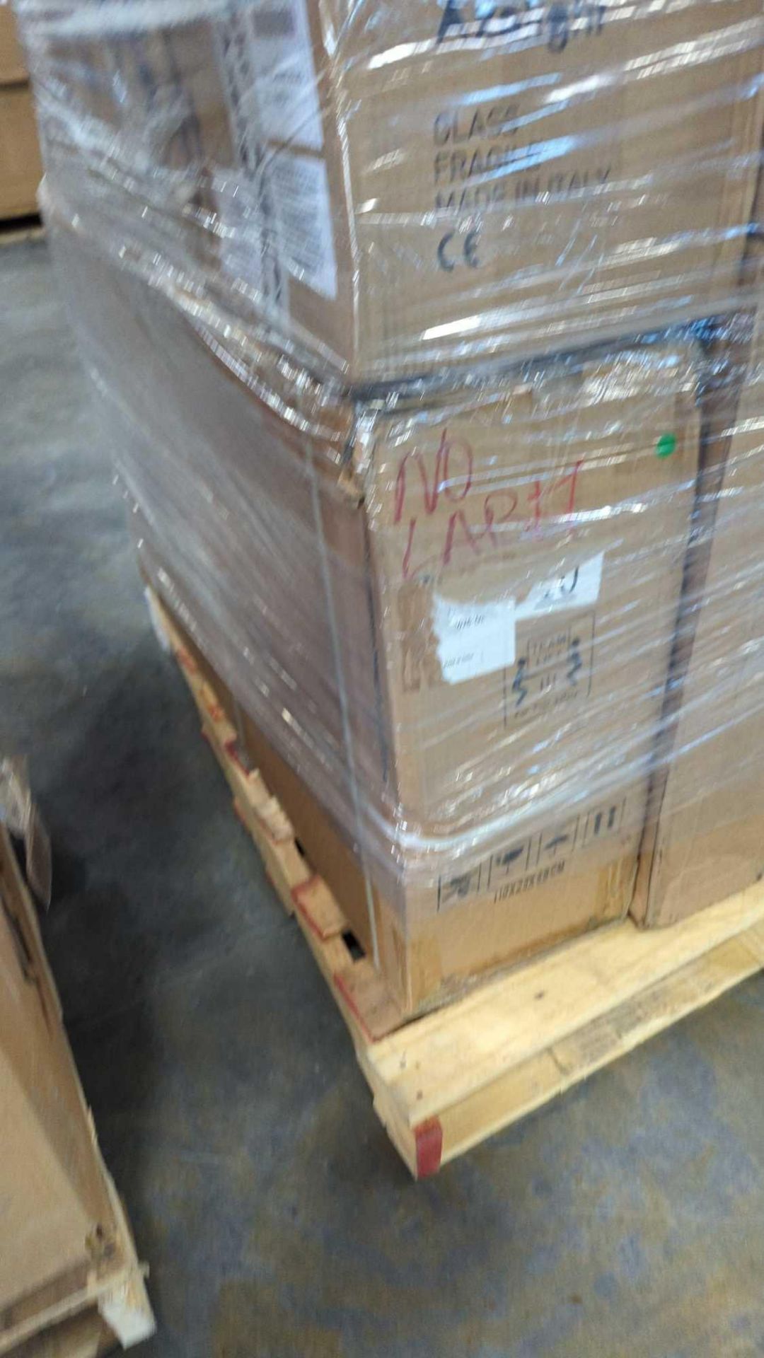 Two Pallets - Image 16 of 32