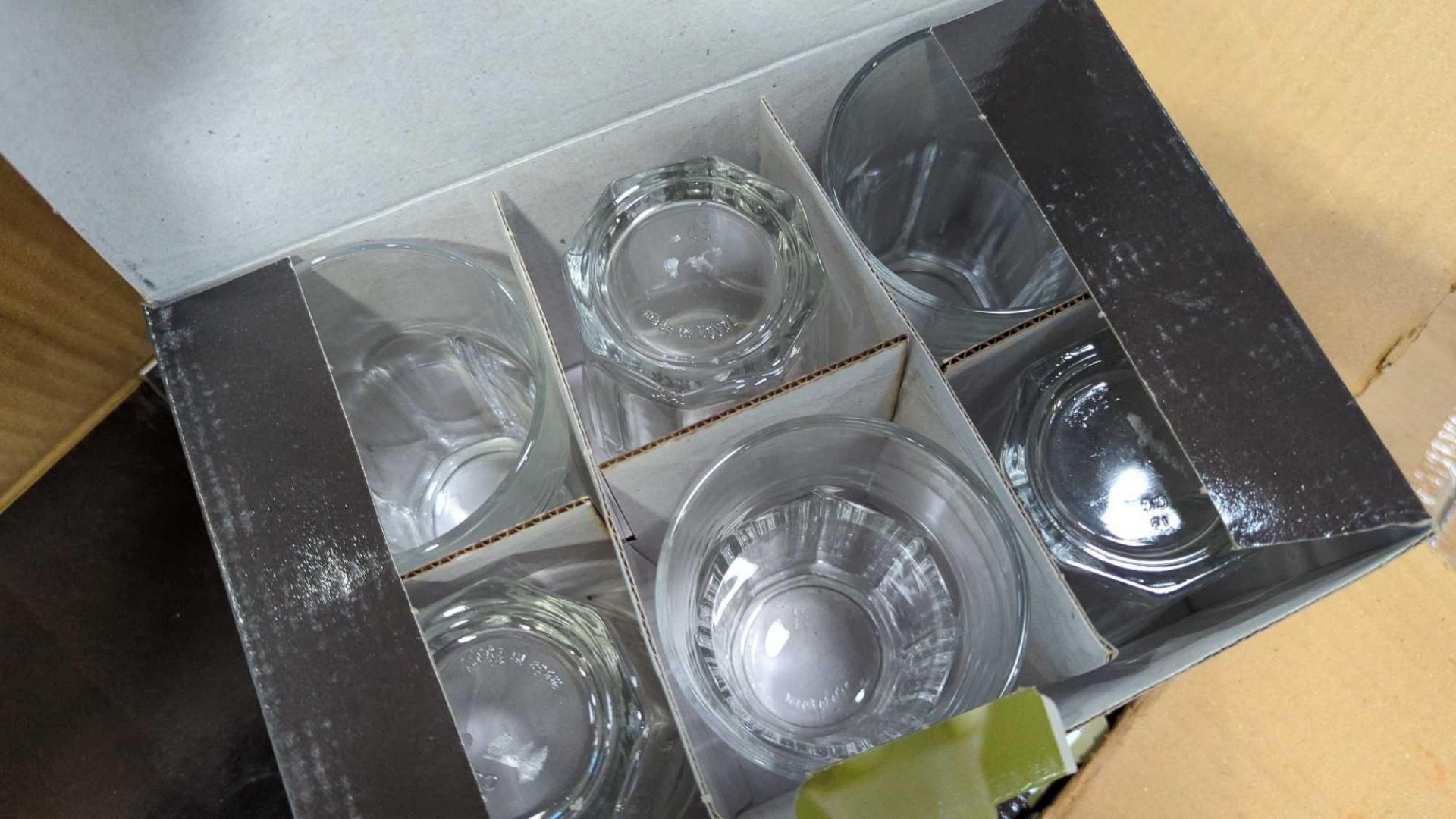 Stilux 6 glass sets. approximately 8 sets of 6 per brown box. - Image 4 of 9