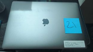 MacBook Pro 15 inch core i7 touch bar